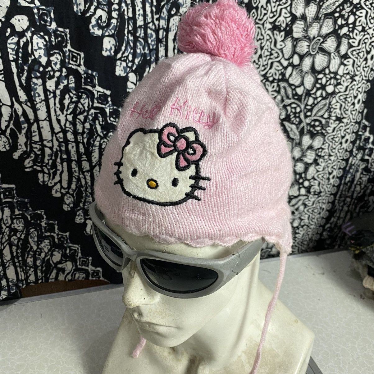 Japanese Brand 2000s hello kitty ear flap knitted cap Size ONE SIZE - 1 Thumbnail