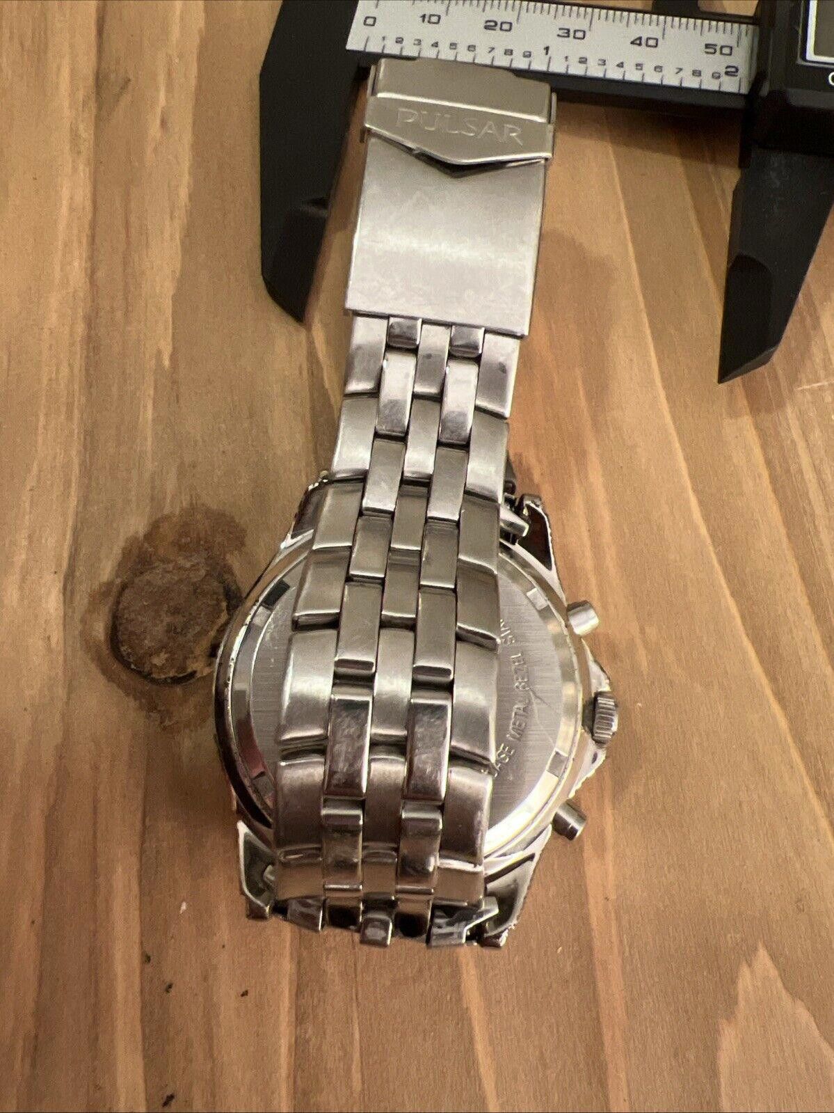 Pulsar PULSAR (by Seiko) V657-X018 CHRONOGRAPH Watch New Battery Size ONE SIZE - 9 Thumbnail