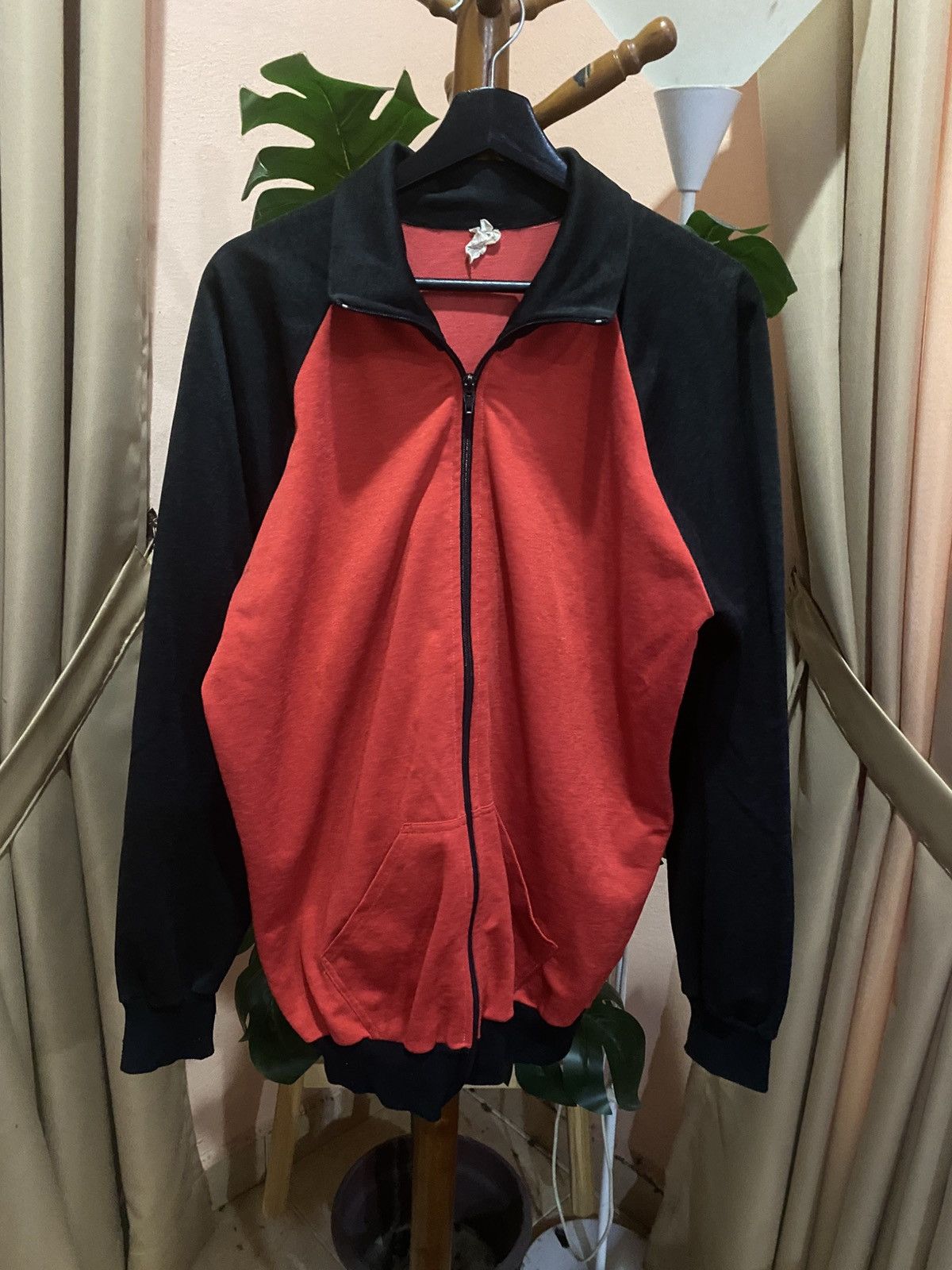 Vintage 1980s Eurochemie Dordrecht Red & Black Zip-Up Track Jacket Size US L / EU 52-54 / 3 - 2 Thumbnail