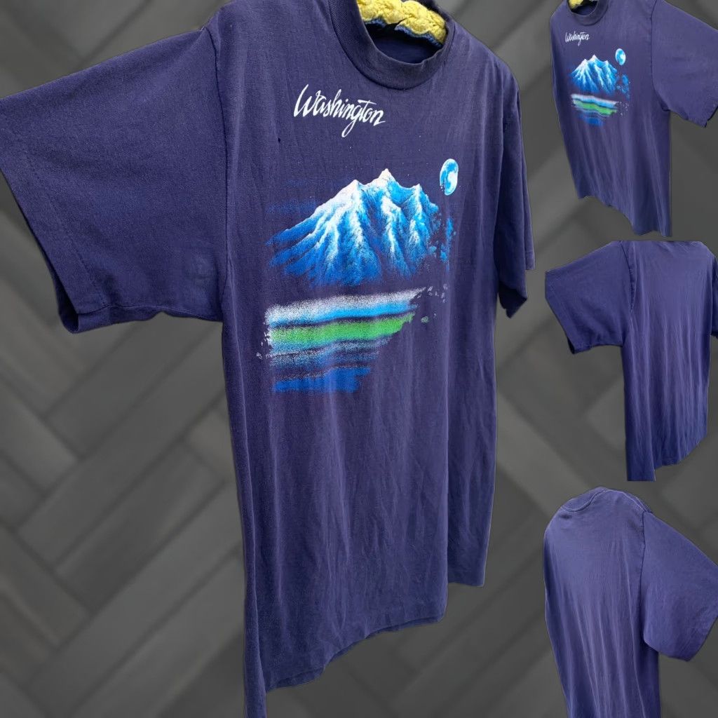Anvil VINTAGE Washington T-Shirt Mountain Moon Graphics XL 70s 1970s 80s Anvil Mens Graphic Print Short Sleeve Crew Neck Blue US Made Size XL Size US XL / EU 56 / 4 - 1 Thumbnail