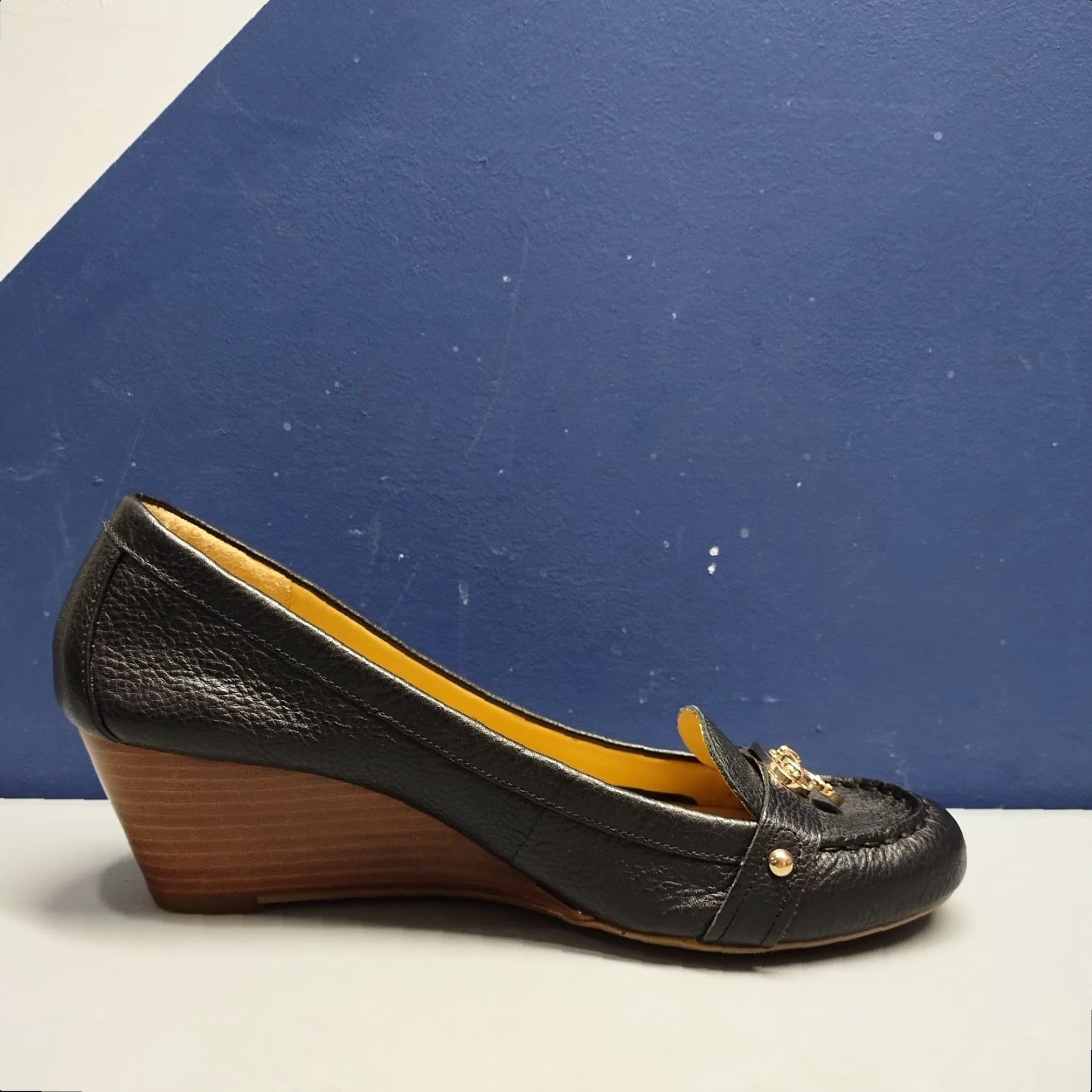 Tommy Hilfiger Tommy Hilfiger TWKREE Wedge Heels Womens US 10M Black Leather Gold Detail Buckle Size US 10 / IT 40 - 7 Thumbnail