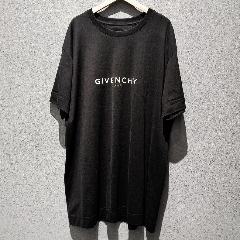 Givenchy Givenchy Black Short-Sleeve T-Shirt Size US M / EU 48-50 / 2 - 1 Thumbnail