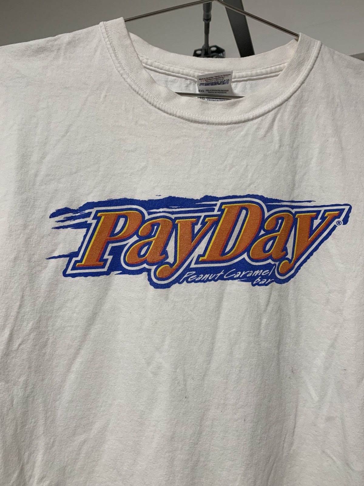 Vintage Vintage Payday Peanut Carmel Bar Shirt Size US XL / EU 56 / 4 - 2 Thumbnail