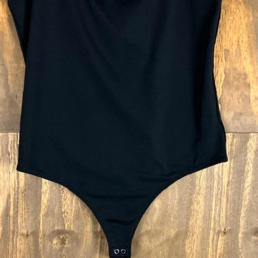 Express **Womens Black Bodysuit Express High Compression L Stretch Scoop Neck** User: **Express Women's Black Bodysuit High Compression L Stretch Scoop Neck** Size L / US 10 / IT 46 - 3 Thumbnail
