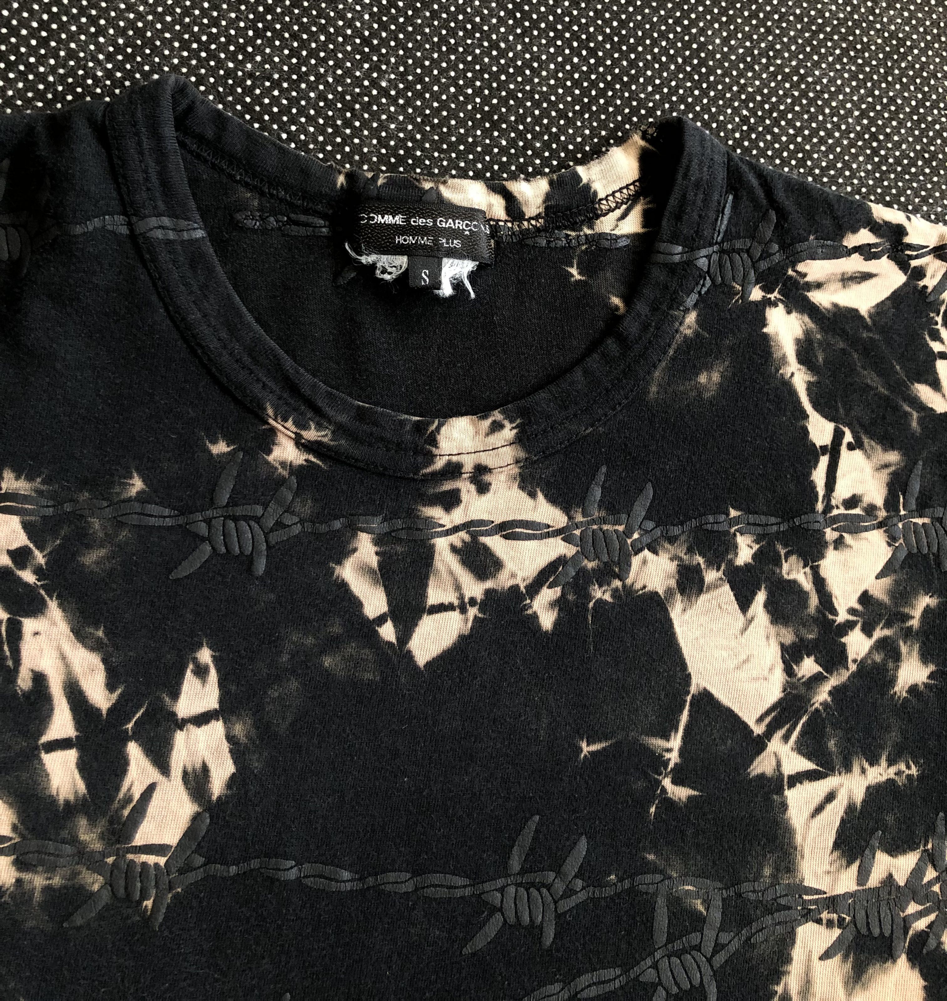 Comme des Garcons AW2006 CDG HOMME PLUS BARBED WIRE DISTRESS TEE BLACK Size US S / EU 44-46 / 1 - 6 Thumbnail