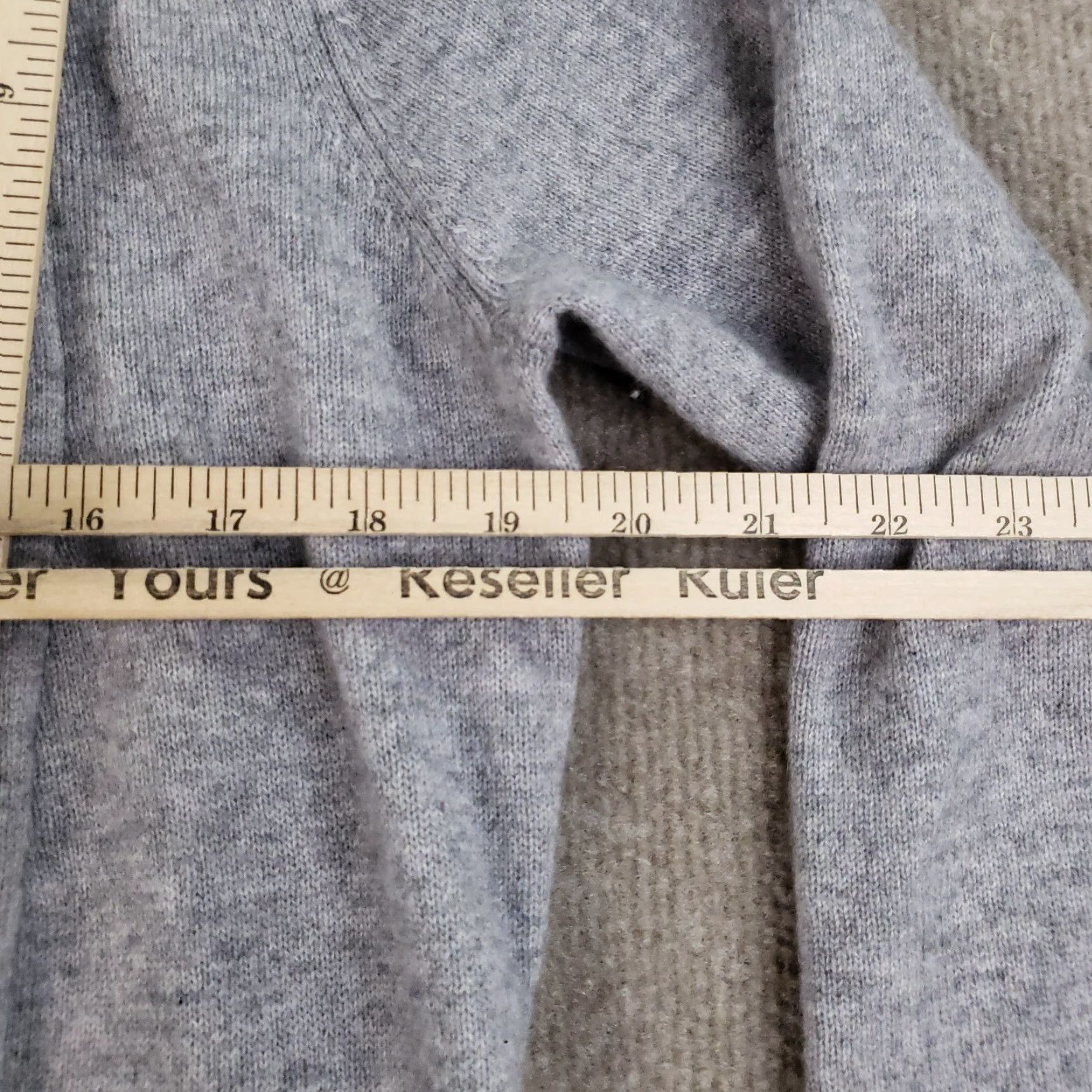 Neiman Marcus Neiman Marcus Cashmere Cardigan Sweater Womens Medium Gray Lightweight Open Front Classic Size M / US 6-8 / IT 42-44 - 3 Thumbnail