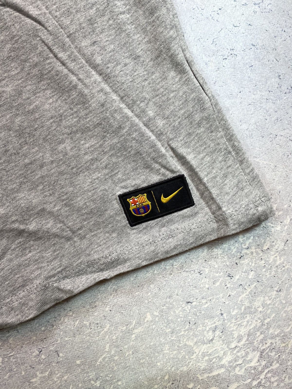 Nike Nike FC Barcelona Men’s Grey T-shirt With Logo Size Large Size US L / EU 52-54 / 3 - 3 Thumbnail