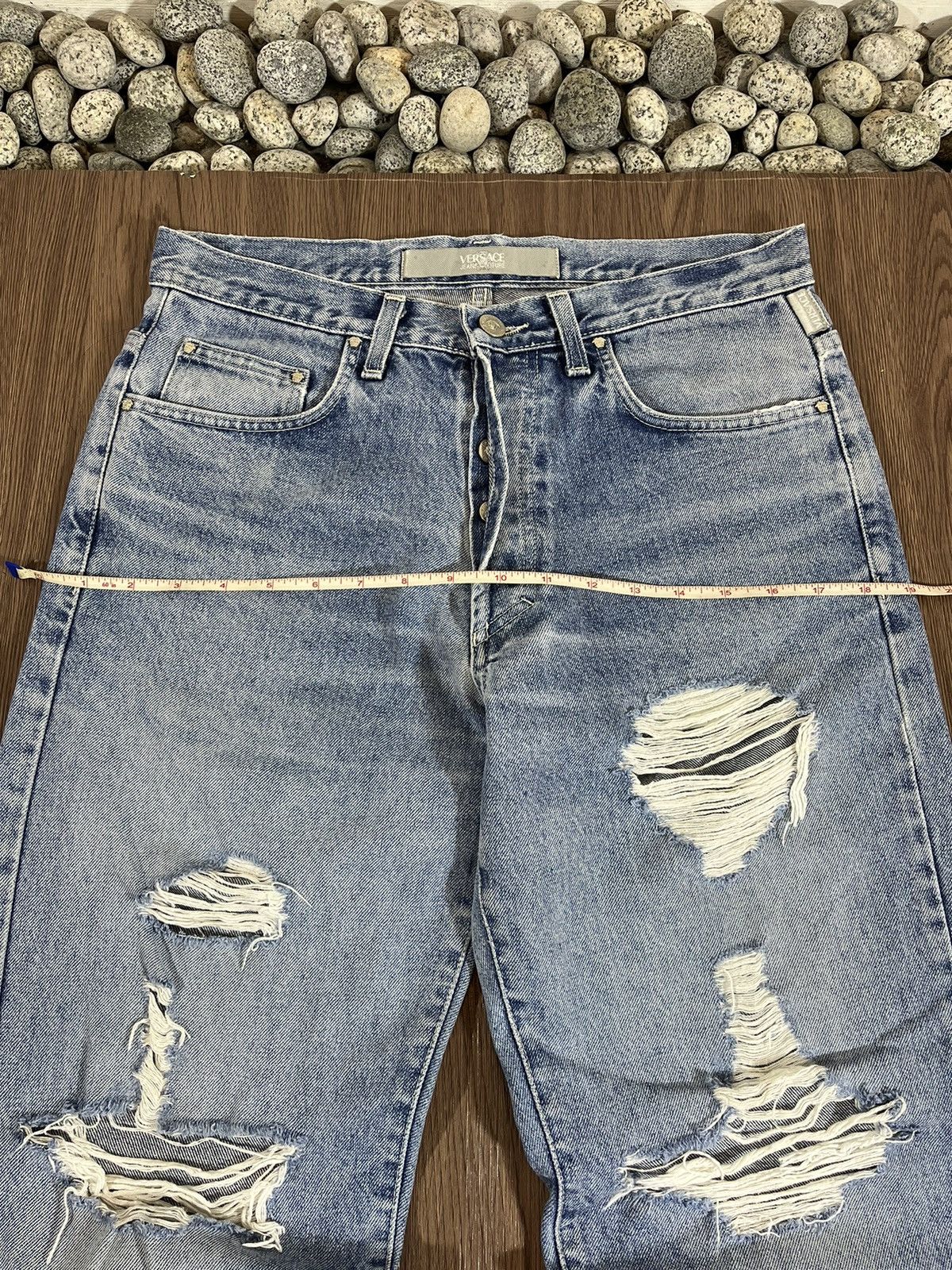 Versace Jeans Couture Versace Jeans Couture Distressed Denim – (Made in Italy) Size US 31 - 16 Thumbnail