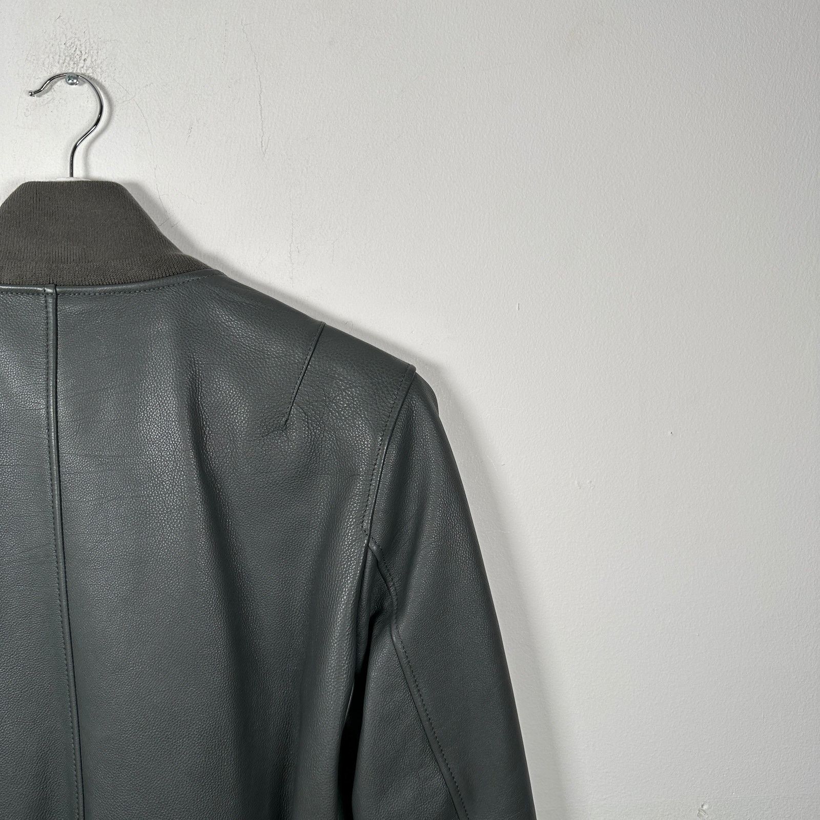 Burberry Burberry Dark Steel Leather Bomber Jacket Size 48 Size US M / EU 48-50 / 2 - 9 Thumbnail