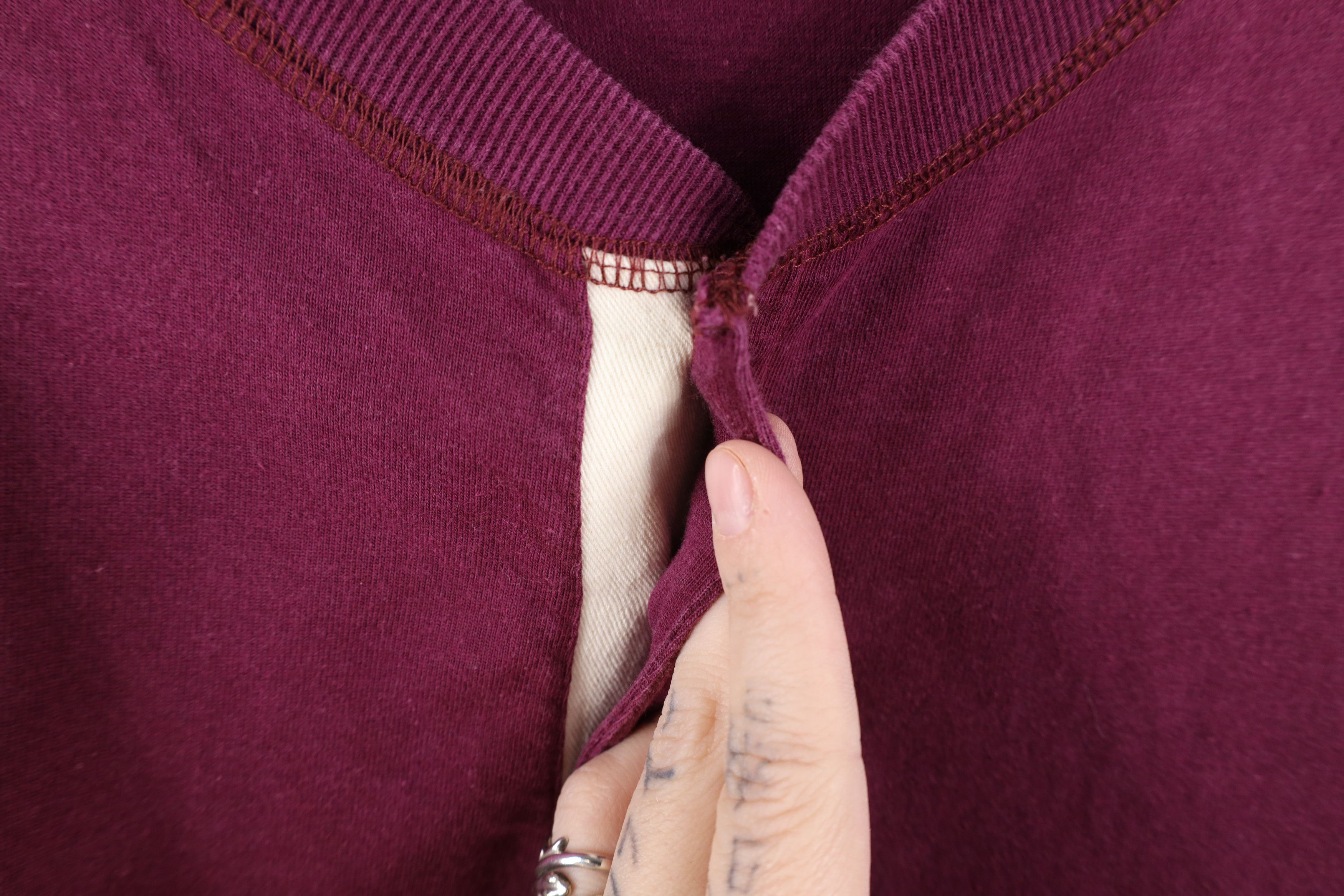 Vintage Vintage 90s Streetwear Blank Baggy Fit Henley T-Shirt Maroon Size US L / EU 52-54 / 3 - 5 Thumbnail
