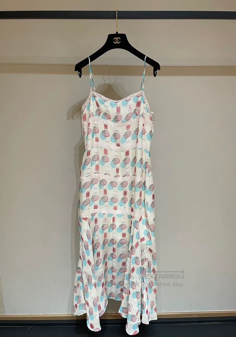 Chanel Chanel Beach Series Lace Umbrella Silk Long Skirt Size XS / US 0-2 / IT 36-38 - 1 Thumbnail