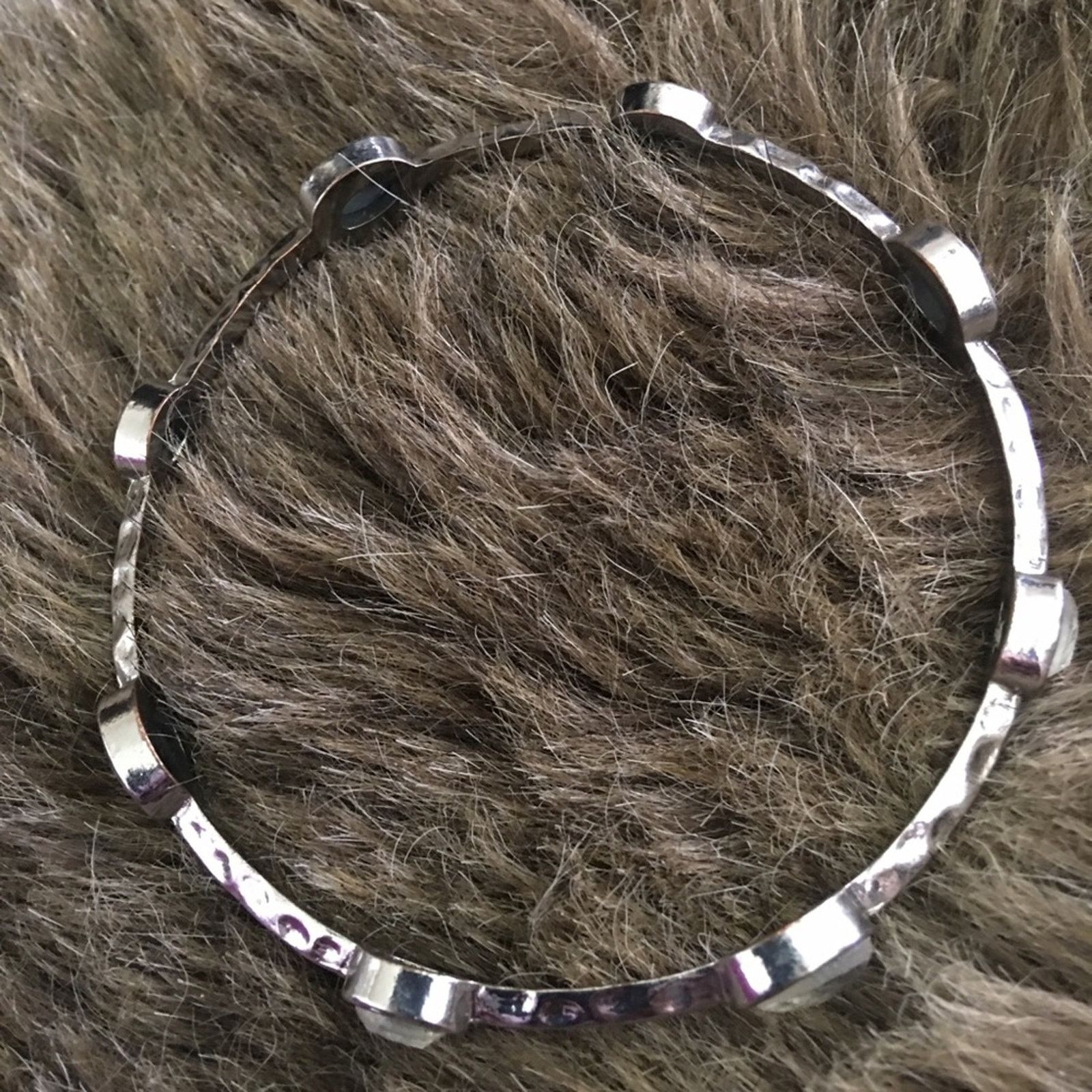Jewelry Textured silver tone faceted crystal bangle Size ONE SIZE - 6 Thumbnail