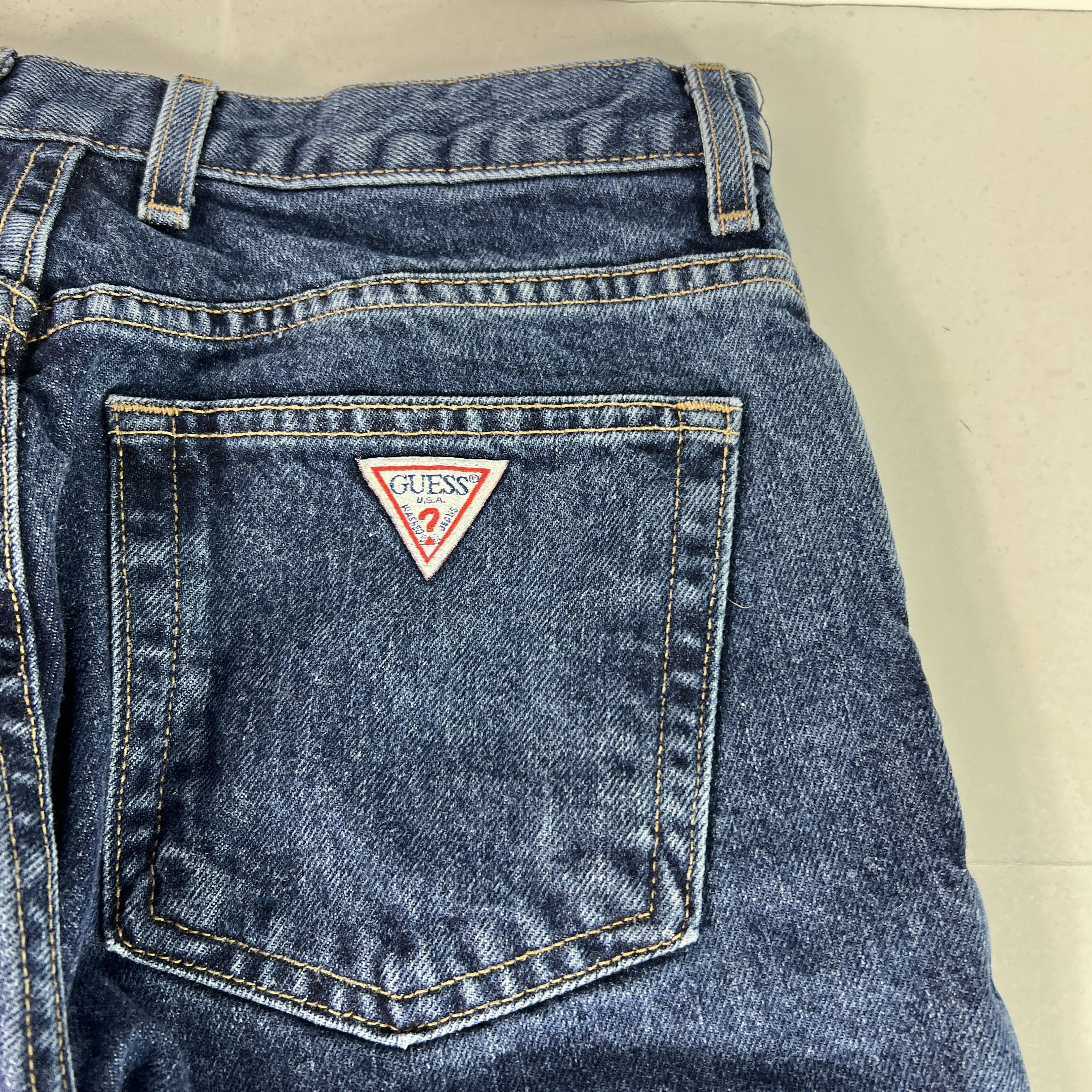 Guess VTG 90s Guess Jeans High Rise Straight Narrow Leg Blue Denim Size 30" / US 8 / IT 44 - 11 Thumbnail