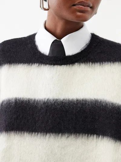 Valentino o1y0326 Crewneck Sweater in Ivory/Black Size XXS / US 00 / IT 34 - 2 Thumbnail