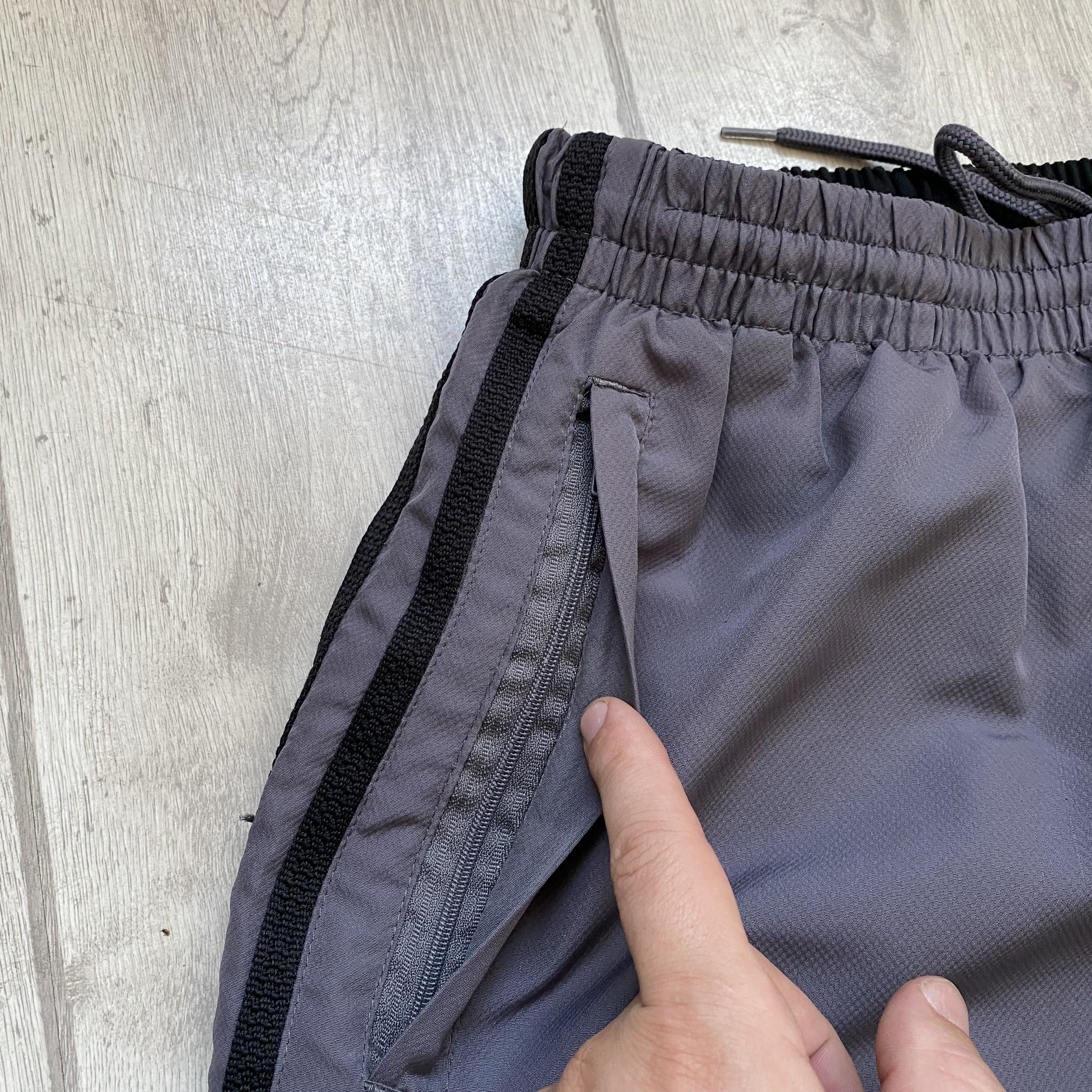 Lonsdale 🦣 Vintage Lonsdale Nylon track pants baggy Y2K Nike style Size US 34 / EU 50 - 5 Thumbnail