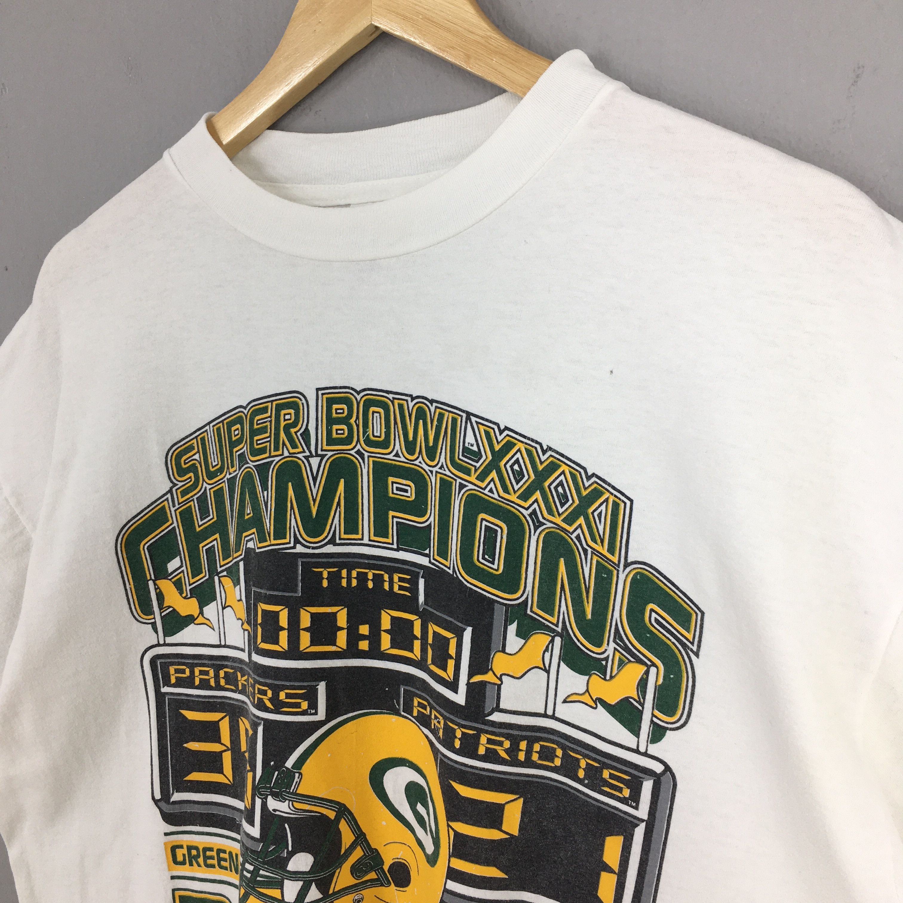 NFL Vintage Green Bay Packers Football NFL Tshirt XLarge Size US XL / EU 56 / 4 - 3 Thumbnail