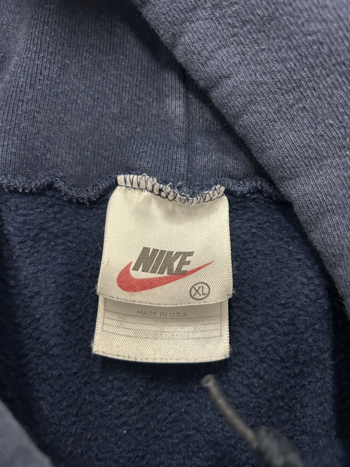 Nike Vintage Nike center swoosh hoodie navy Size US XL / EU 56 / 4 - 3 Thumbnail