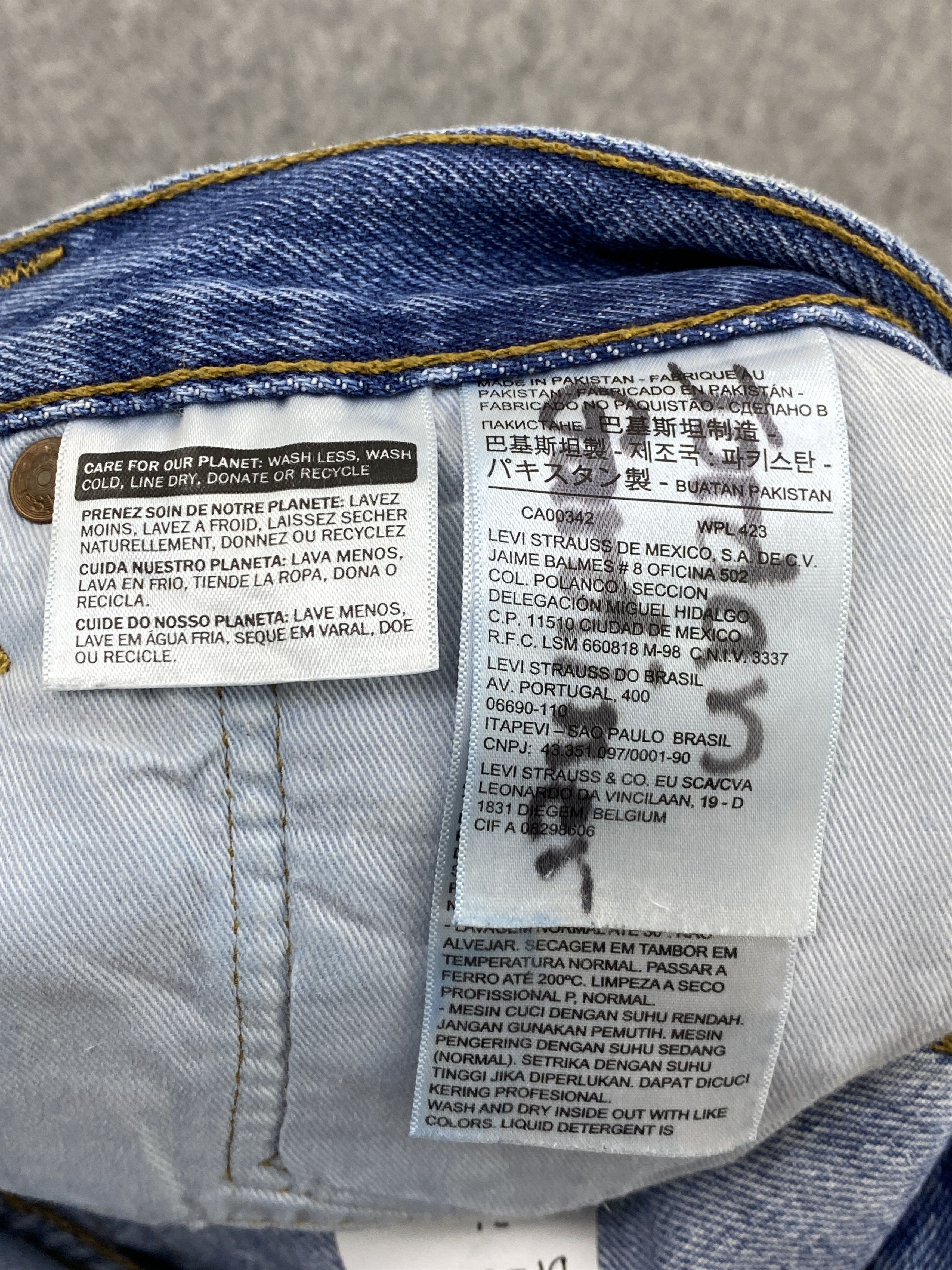 Levi's Blue Denim Vintage Levis 501 Jeans DP2660 Size US 31 - 7 Thumbnail