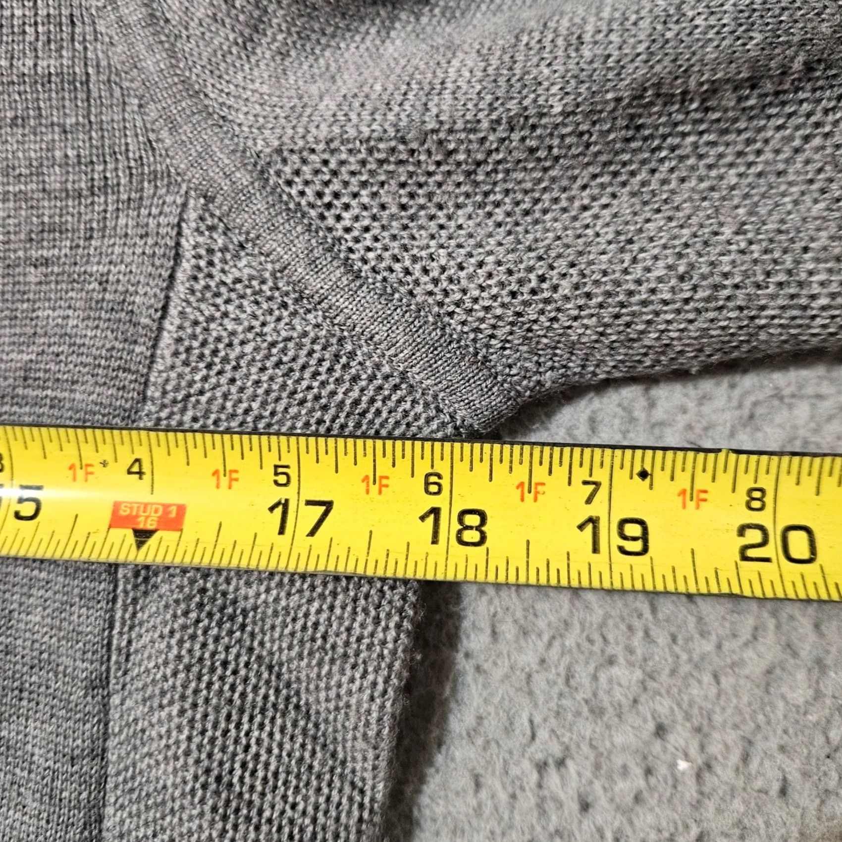 Lululemon Ship fast: A standard phrase that is helpful for buyers Size US S / EU 44-46 / 1 - 5 Thumbnail