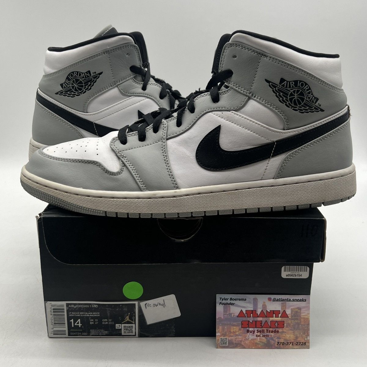 Nike Air Jordan 1 mid smoke grey Size US 14 / EU 47 - 1 Thumbnail
