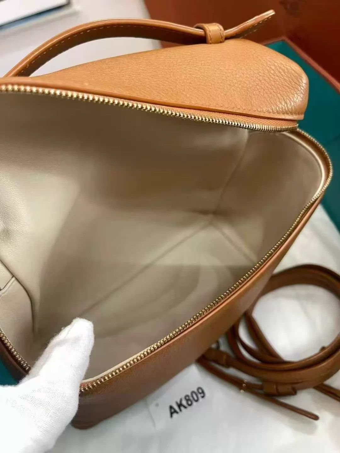 Loro Piana Loro Piana Gold Brown L23.5 Mint Backpack Size ONE SIZE - 9 Thumbnail