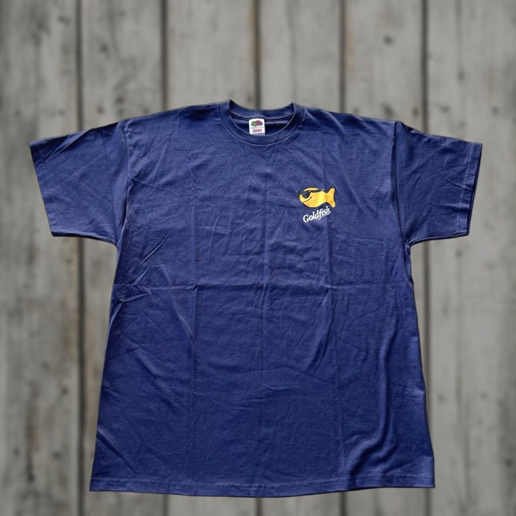 Fruit Of The Loom VINTAGE Fruit of the Loom Goldfish T-Shirt Mens 2XL Blue Solid 90s Snack Size US XXL / EU 58 / 5 - 1 Thumbnail