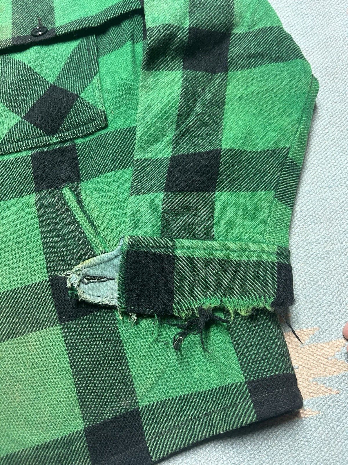 Vintage 80s LL Bean wool cruiser jacket buffalo plaid distressed L Size US L / EU 52-54 / 3 - 2 Thumbnail