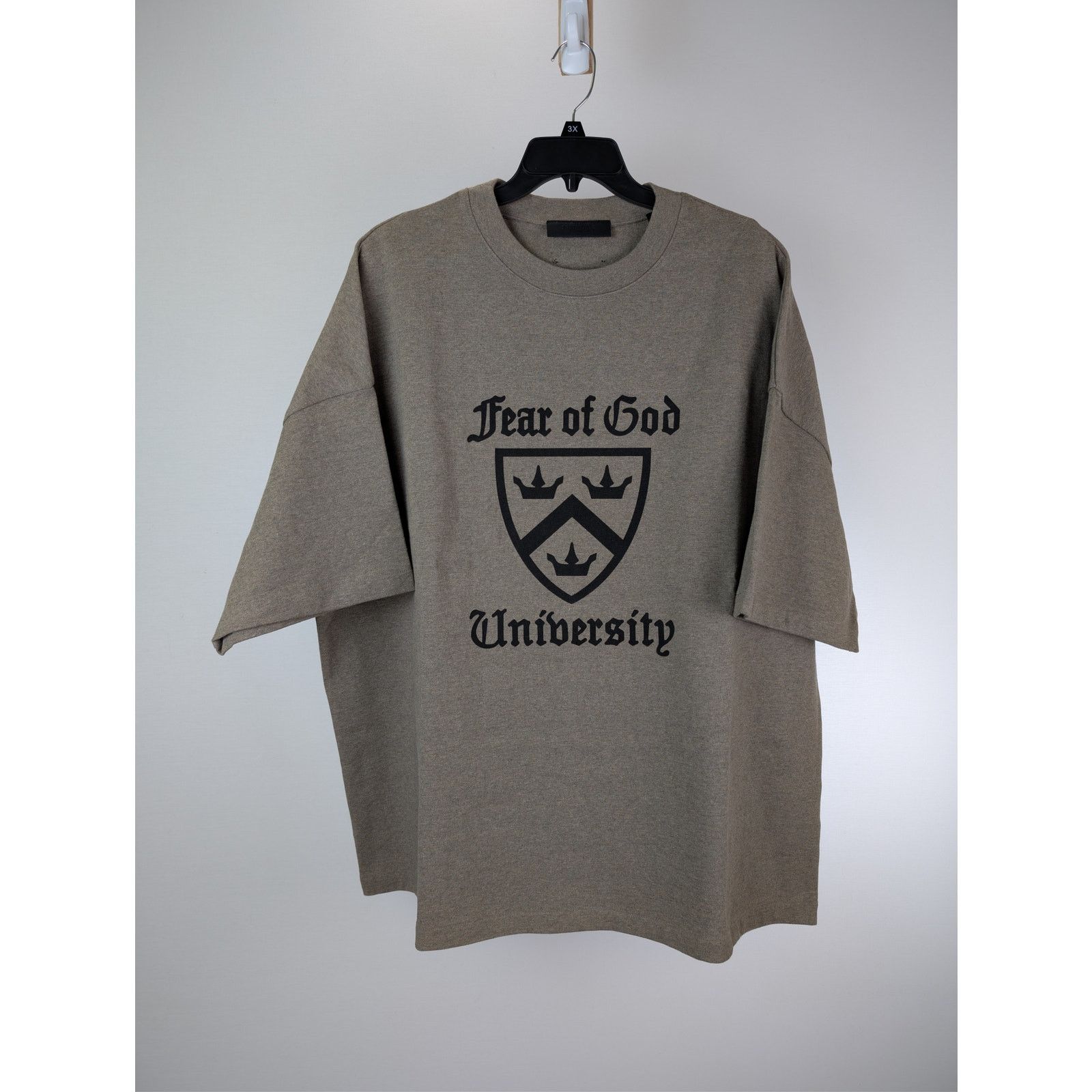 Fear of God o1rshd1 Essentials University T-shirt in Heather Grey Size US XL / EU 56 / 4 - 2 Thumbnail