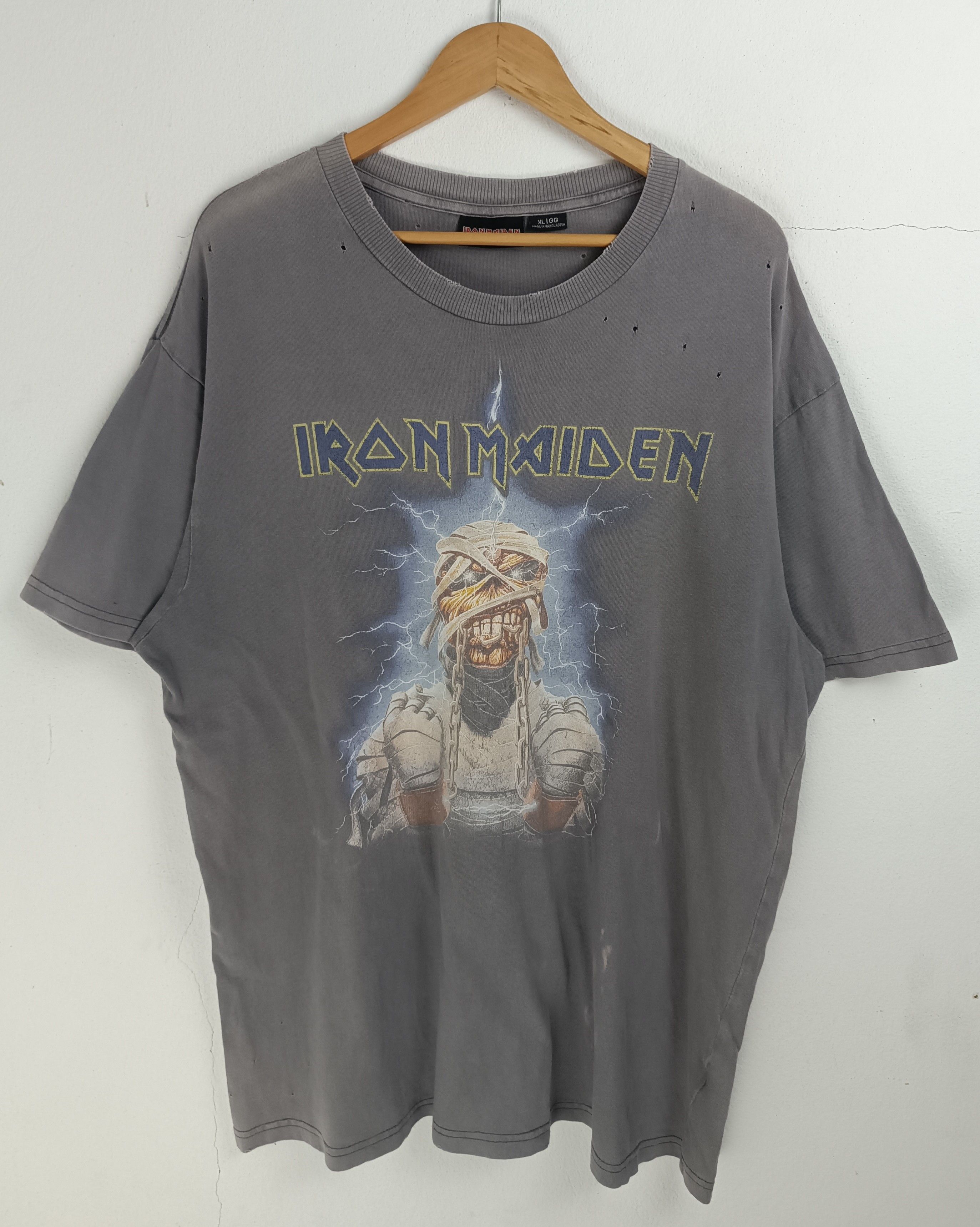 Band Tees THRASHED FADED VINTAGE IRON MAIDEN EDDIE METAL ROCK PUNK TEE Size US XL / EU 56 / 4 - 3 Thumbnail