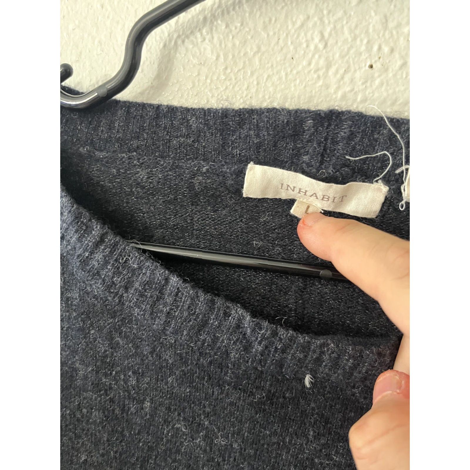 Vintage INHABIT Sweater Cardigan, Wool Blend, Pockets, Navy Blue, Large, Women, Long Sleeve, Round Neck, Pullover, 0 Button Size L / US 10 / IT 46 - 3 Thumbnail