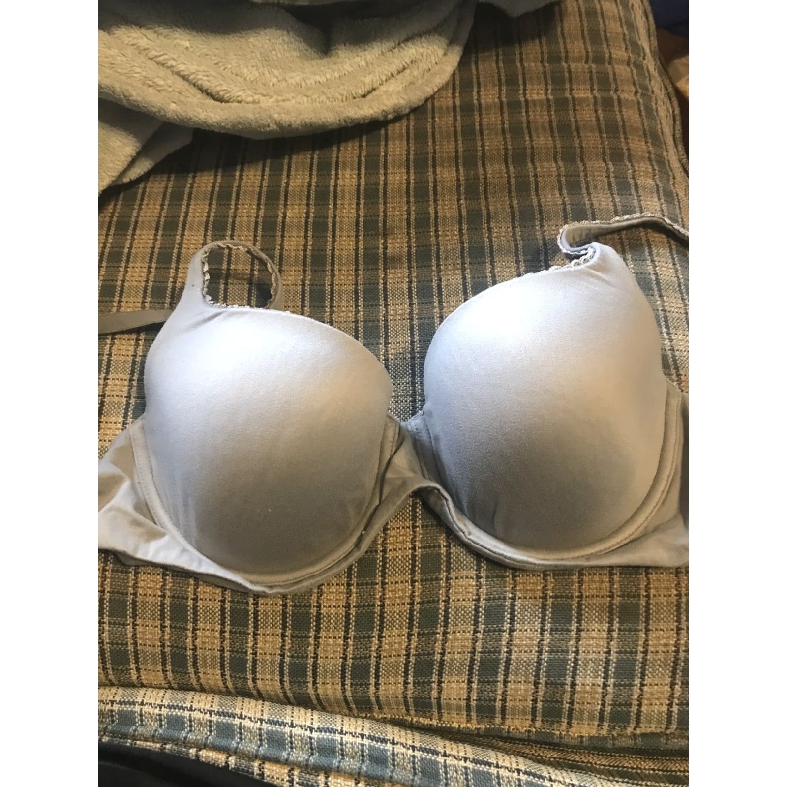 Victoria's Secret Victoria's Secret Body By Victoria lined demi 34D Underwired Lined Gray Womens Bras Size ONE SIZE - 7 Thumbnail