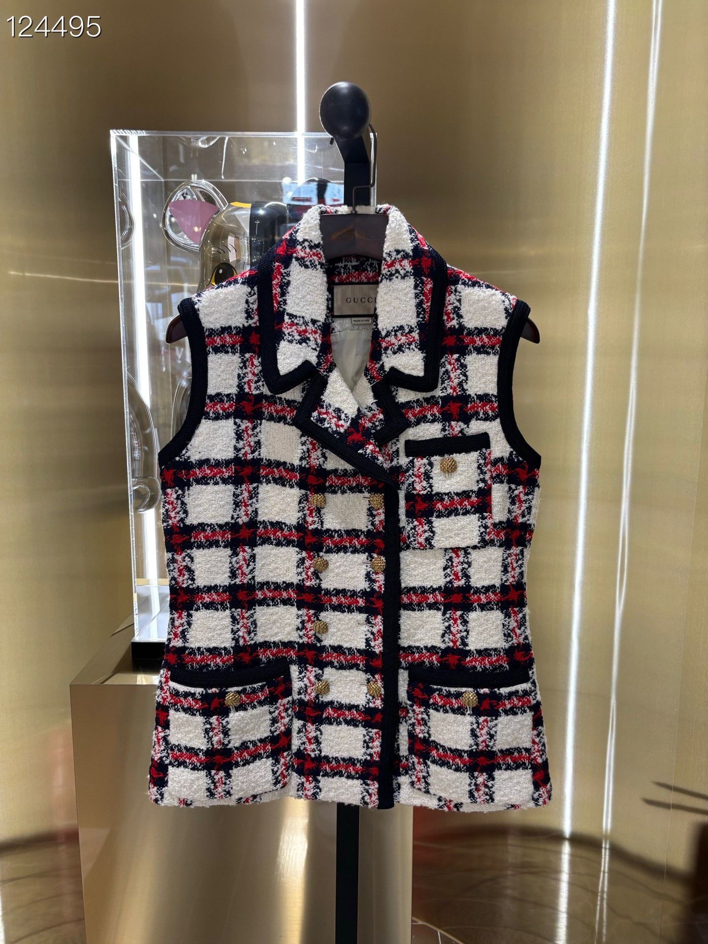 Chanel Gucci Red White Plaid Tweed Vest Size M / US 6-8 / IT 42-44 - 1 Thumbnail
