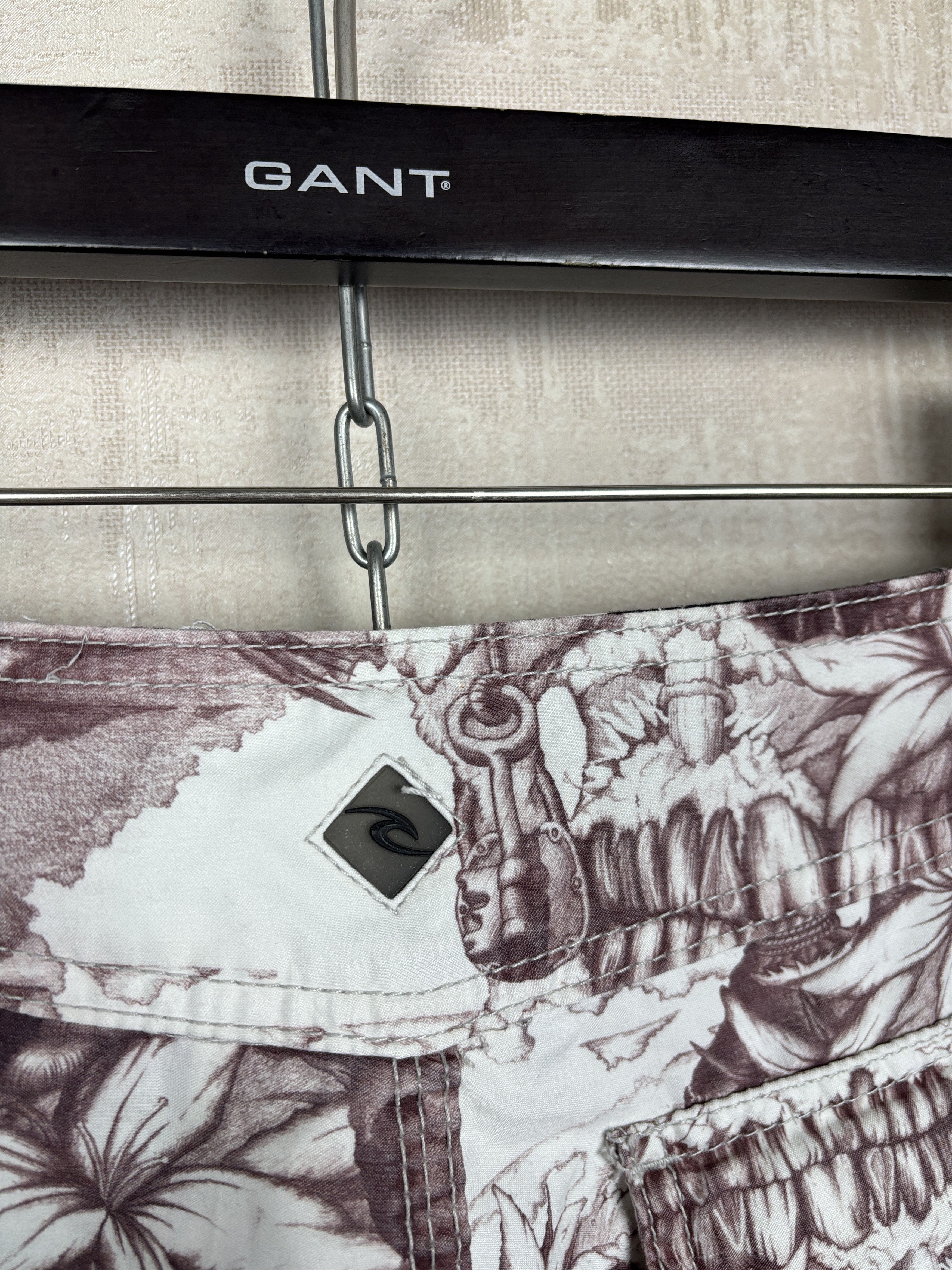 Rip Curl Vintage Rip Curl Skull Pattern Board Shorts Swim Surf Size US 36 / EU 52 - 14 Thumbnail