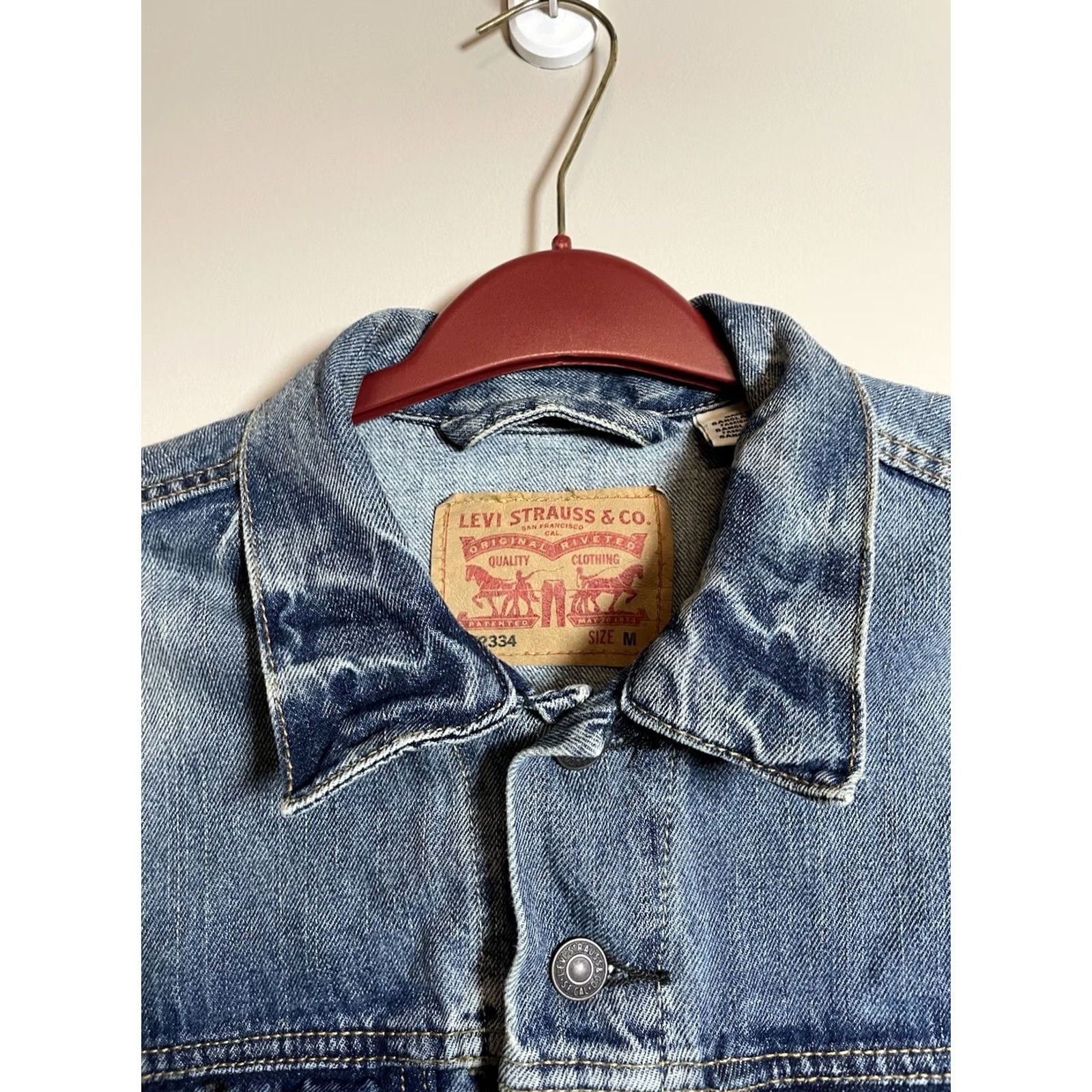 Levi's Levi’s Trucker Jacket Men Blue Denim Size M 100% Cotton Regular Pockets Collared Button Front Size US M / EU 48-50 / 2 - 3 Thumbnail