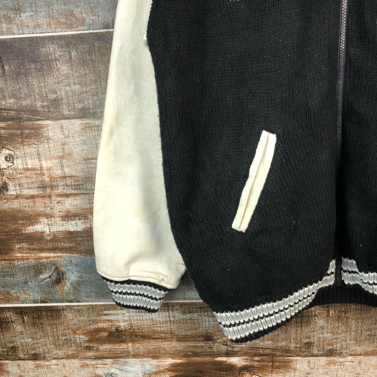 Japanese Brand Vintage American Casual The Times Bombers Jacket #A950 Size US XL / EU 56 / 4 - 7 Thumbnail