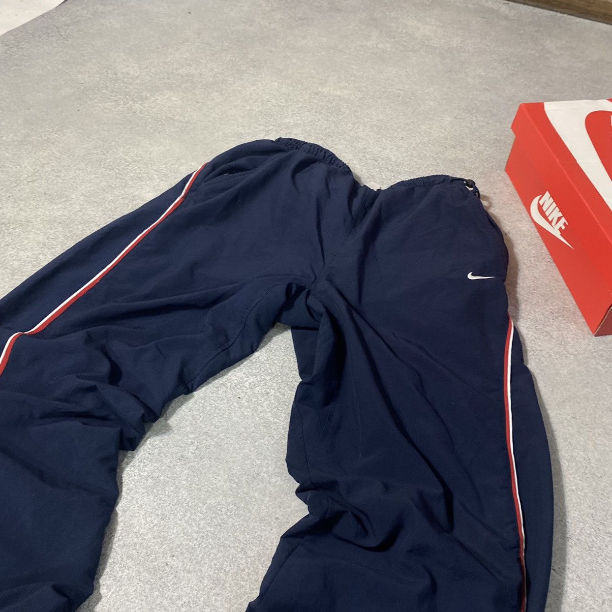 Nike Vintage nike track pants y2k sweatpants Size US 34 / EU 50 - 4 Thumbnail