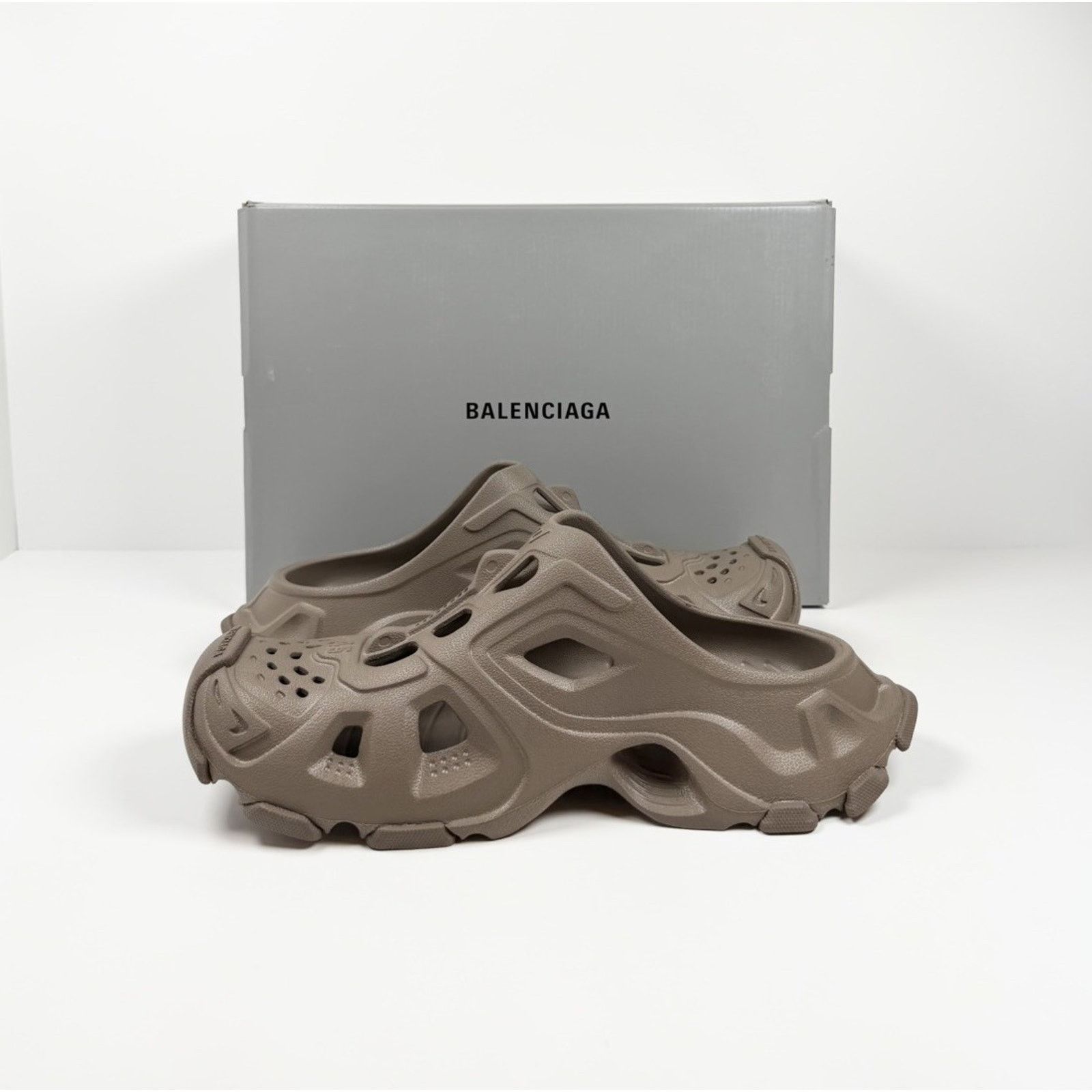 Balenciaga Size 45EU/12US - Balenciaga HD Mule Slip On Taupe NEW! Size US 12 / EU 45 - 6 Thumbnail