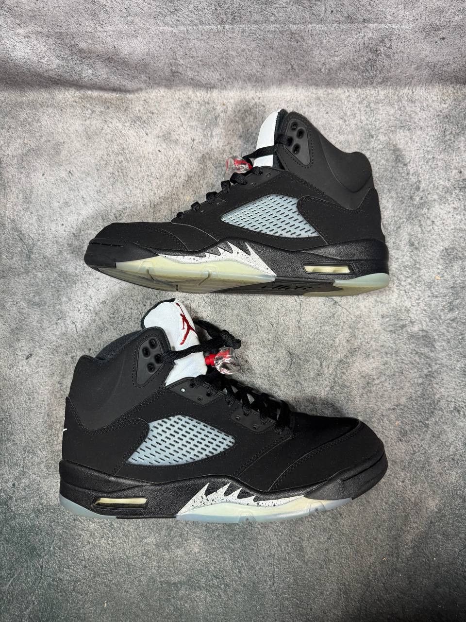 Jordan Brand Size 10 | Jordan 5 Metallic No Box | Pre-Owned Size US 9 / EU 42 - 6 Thumbnail