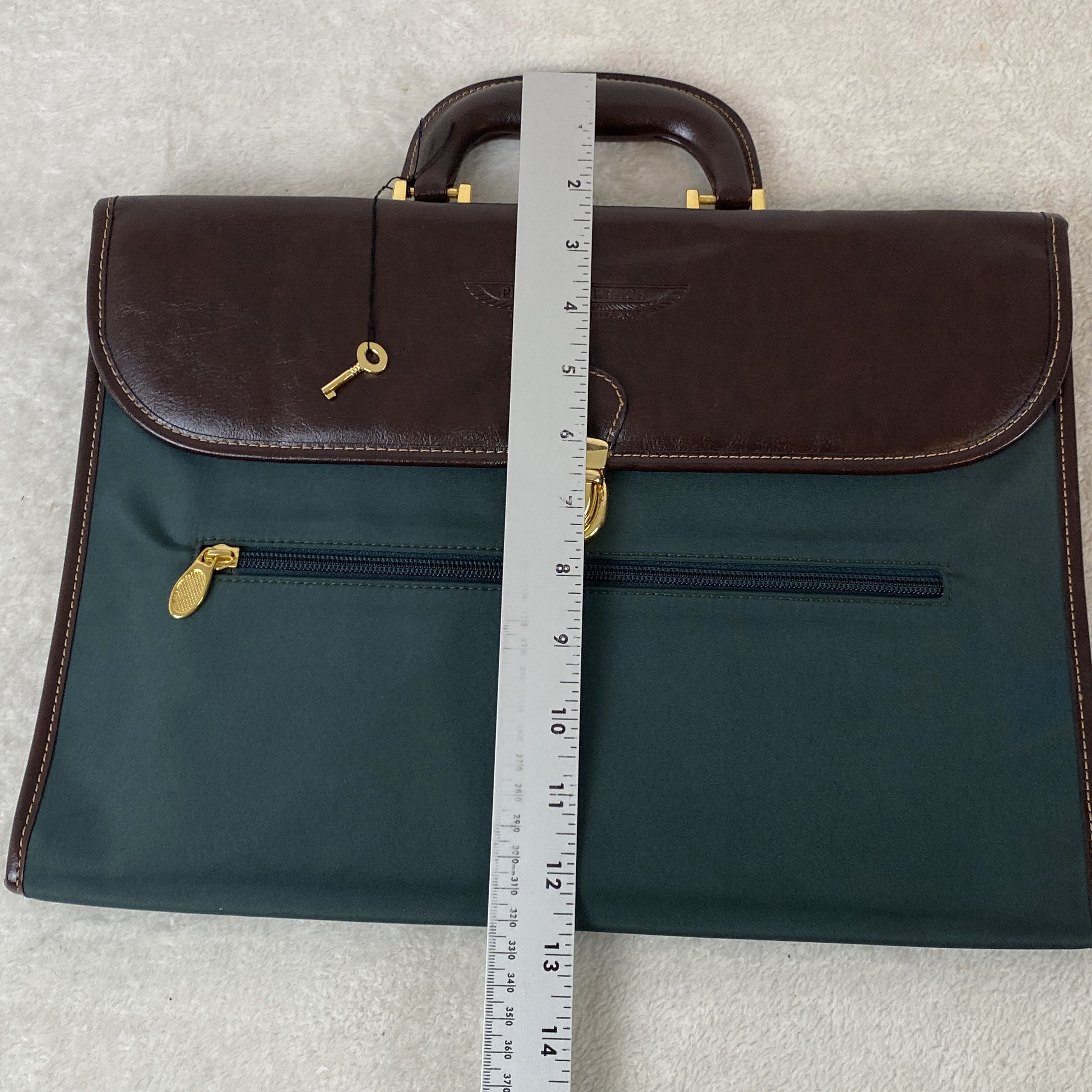 Other Pebble Beach CONCOURS D ELEGANCE Locking Travel Briefcase Size ONE SIZE - 12 Thumbnail