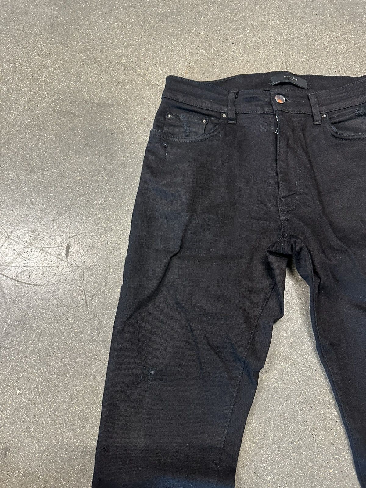 Amiri Amiri lightly distressed denim jeans black Size US 31 - 2 Thumbnail