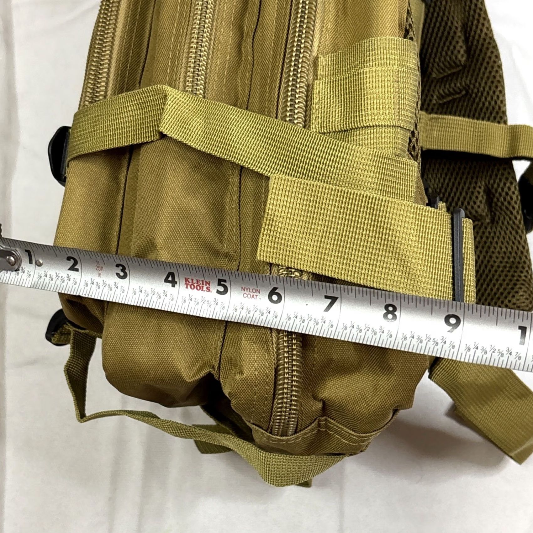 Vintage Unbranded Military Style Tactical Bag Small Hiking Bag Beige Backpack Unisex Adults Small Beige Canvas Nylon NWOT 1990s (if applicable) Mens Womens Size ONE SIZE - 5 Thumbnail