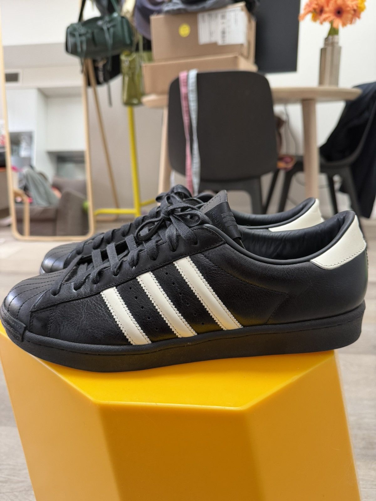 Adidas × Kith Kith Adidas SuperStar Size US 11 / EU 44 - 4 Thumbnail
