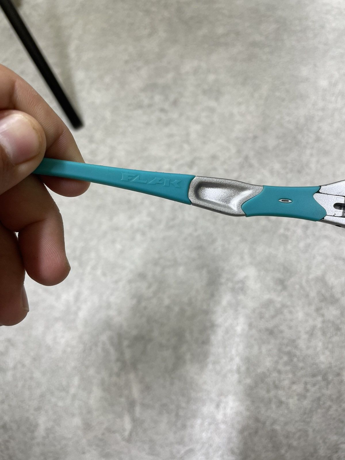 Oakley Iconic Oakley Shield Shades In Striking Turquoise — Bold Y2K Size ONE SIZE - 6 Thumbnail