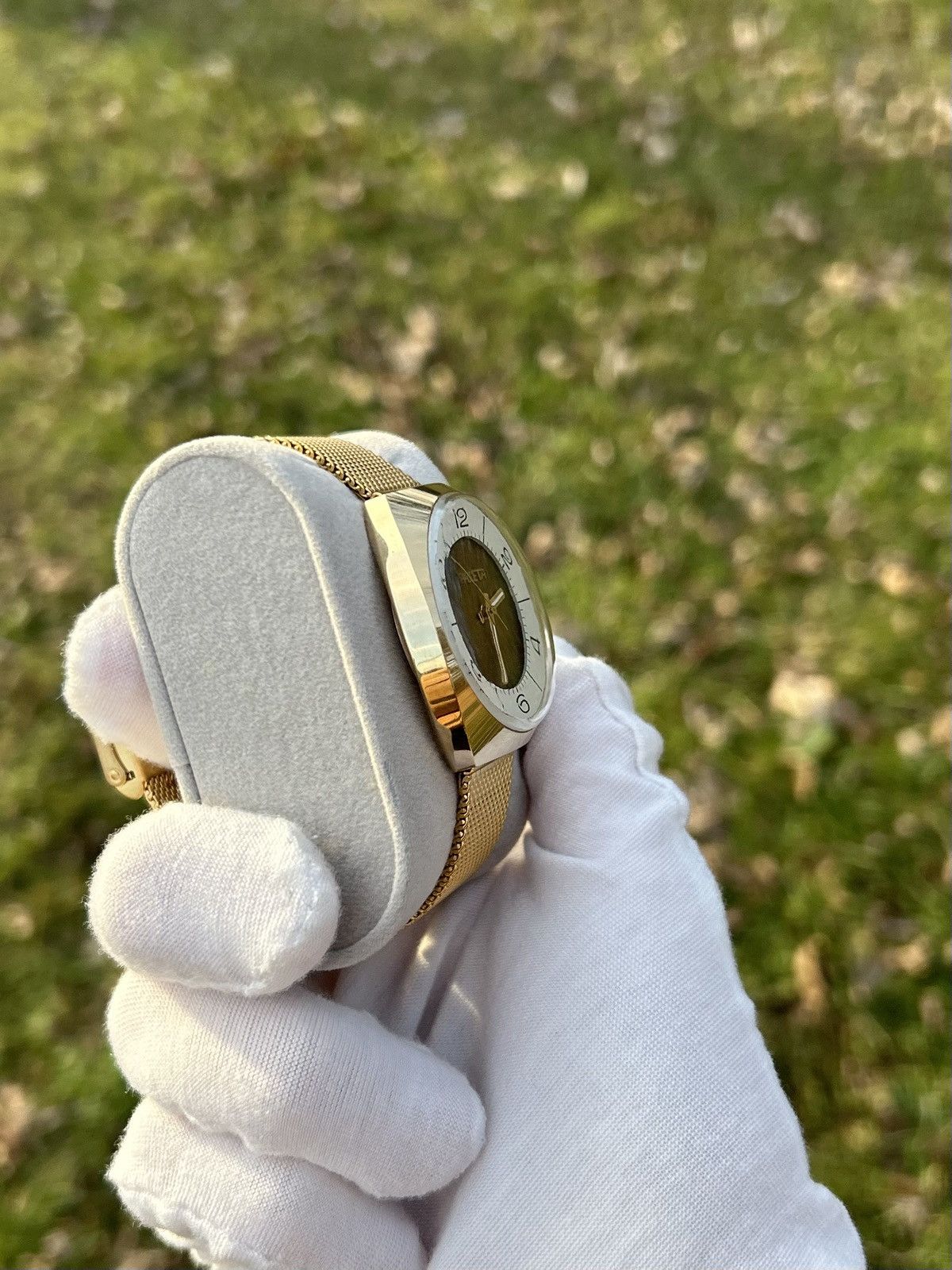 Vintage Vintage Watch Raketa Mechanical Made in USSR Authentic 1980s Size ONE SIZE - 18 Thumbnail