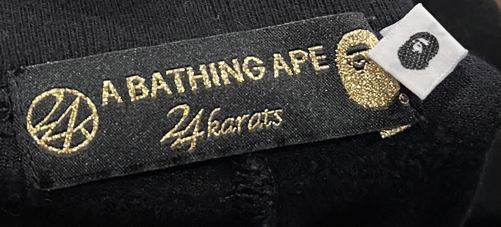 Bape Bape shark sweatpants Size US 30 / EU 46 - 3 Thumbnail