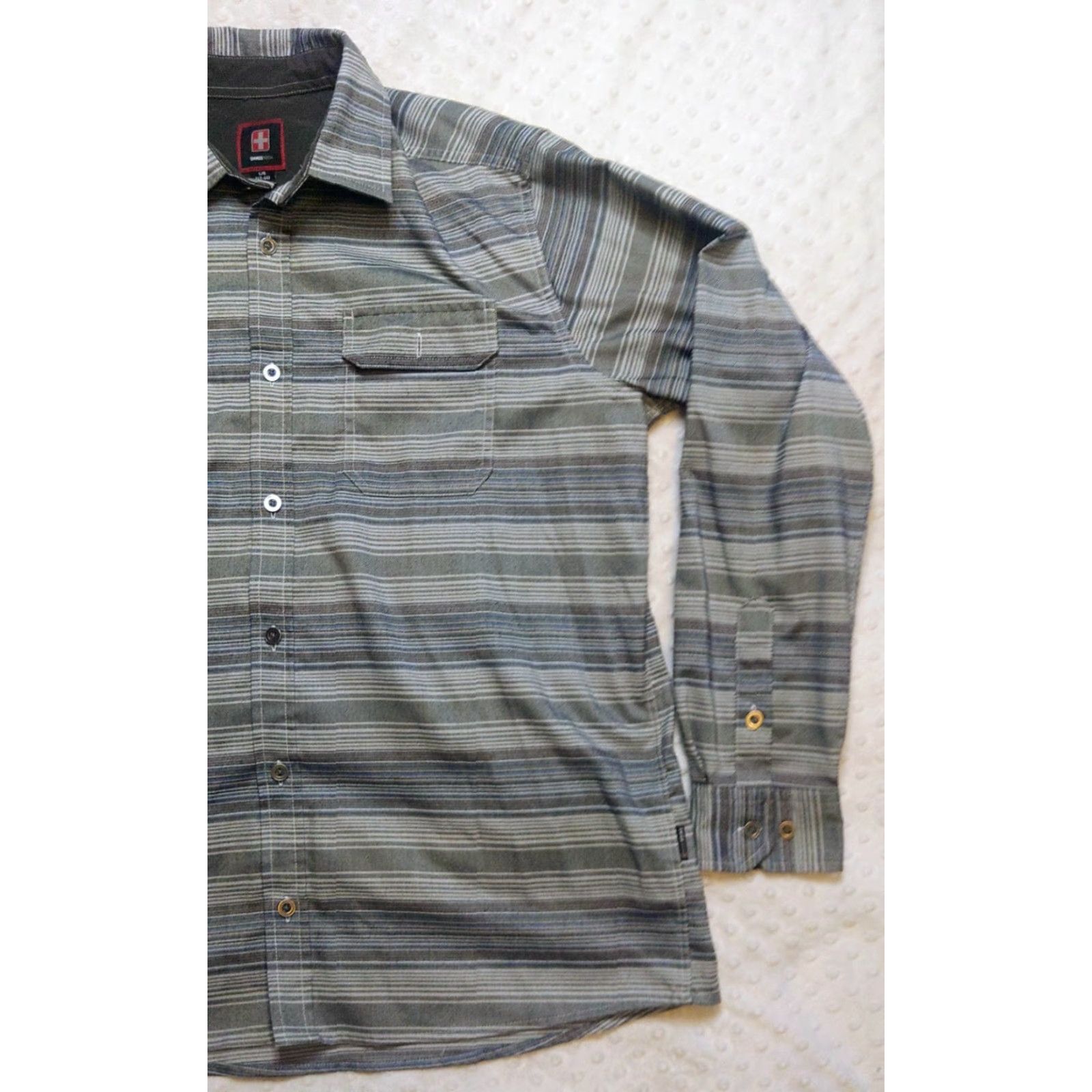 Vintage Swiss Tech Mens Shirt Button-Up Long Sleeve Gray Striped Large 42-44 Casual All Seasons Pockets 2 Chest Pockets Regular Fit Mens Size US L / EU 52-54 / 3 - 2 Thumbnail