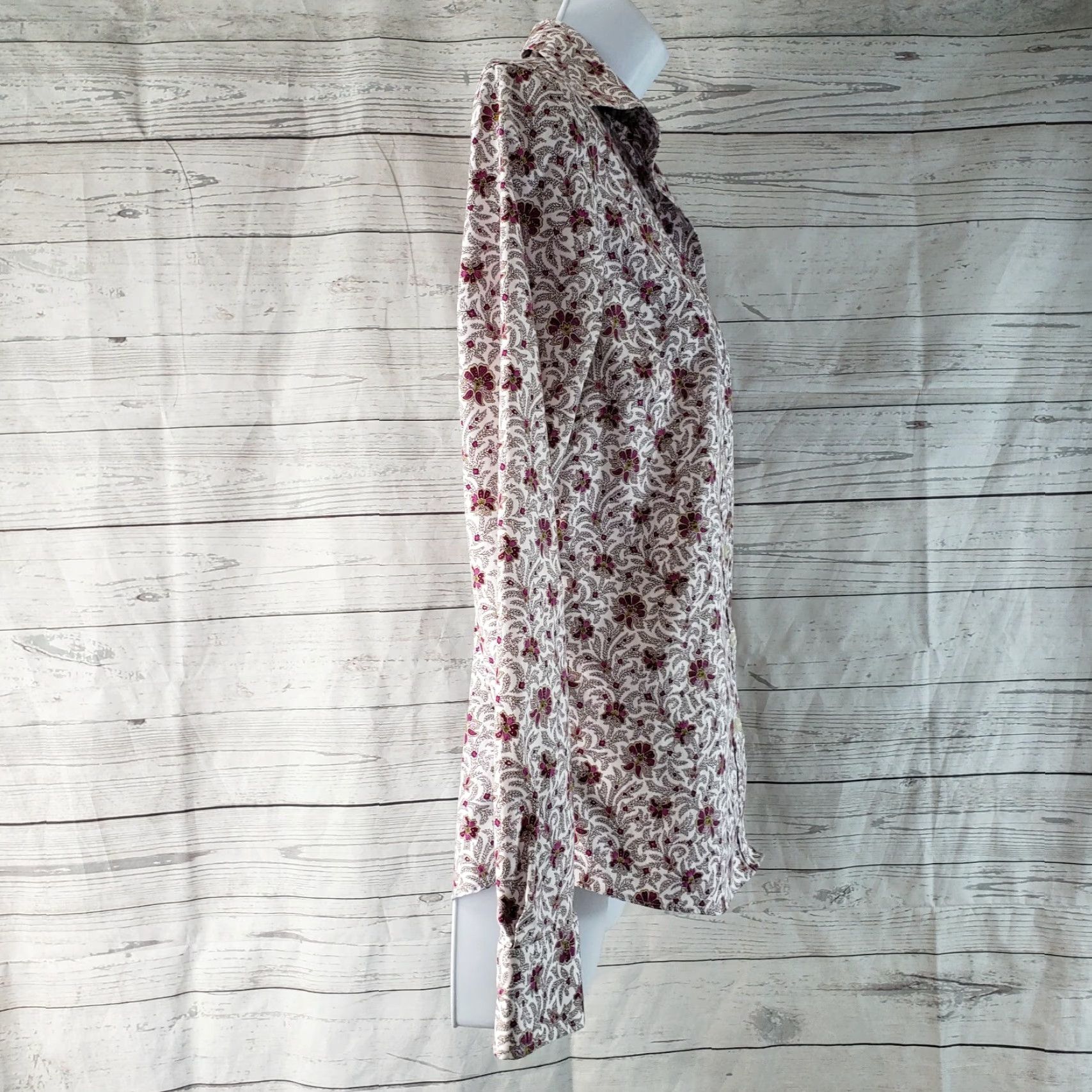 Lands' End Lands End Womens No Iron Button Front Shirt Sz 2 Purple Floral Cotton Shirt Size XS / US 0-2 / IT 36-38 - 3 Thumbnail