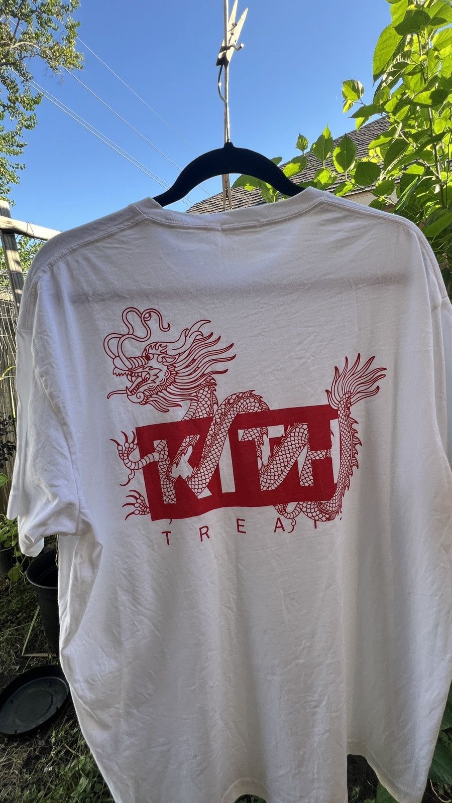 Kith Kith Lunar New Year 2024 Dragon Tee Size US L / EU 52-54 / 3 - 1 Thumbnail