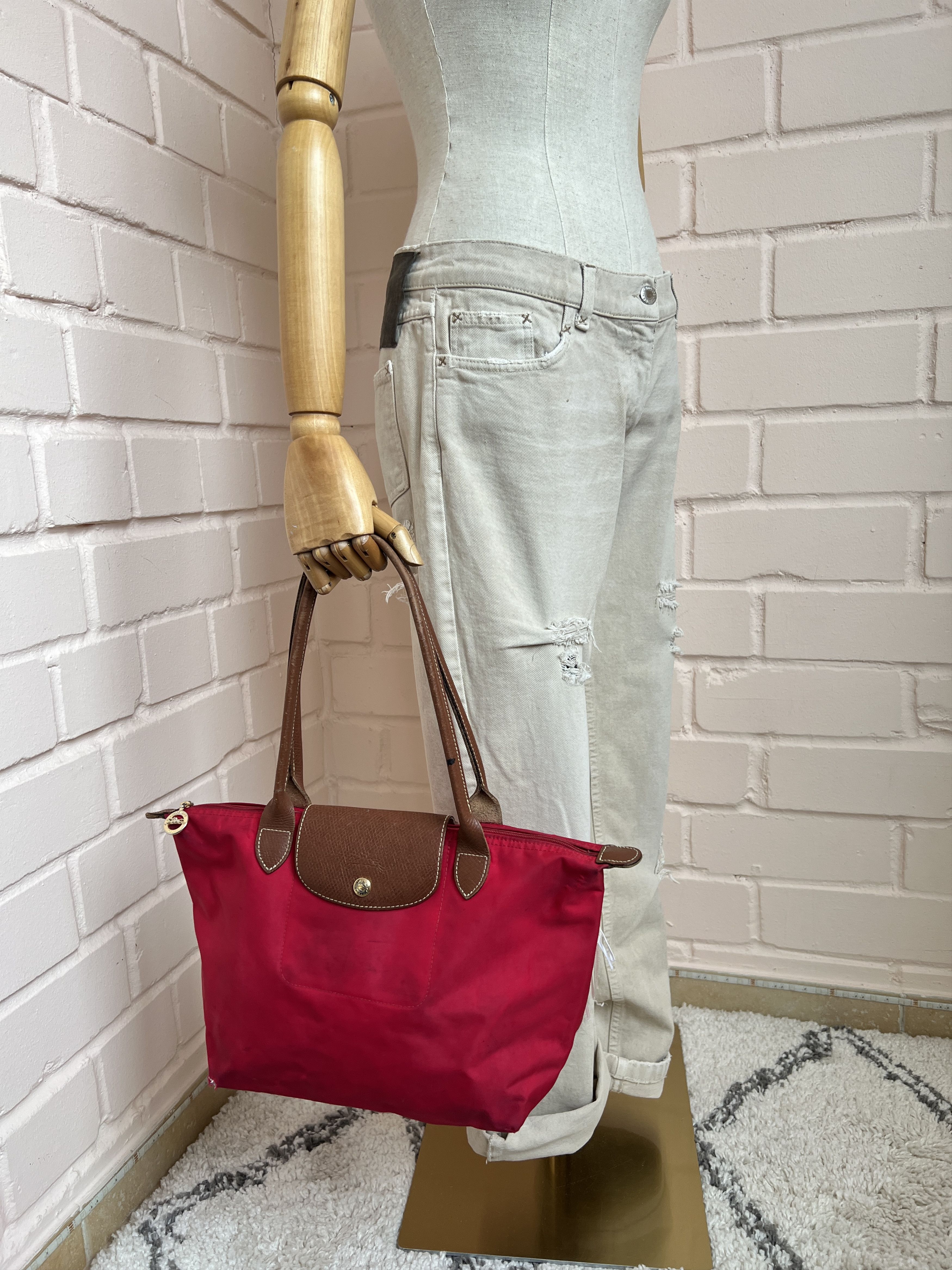 Longchamp × Vintage Vintage Longchamp Le Pliage Shopping Red Nylon Shoulder Bag Size ONE SIZE - 3 Thumbnail