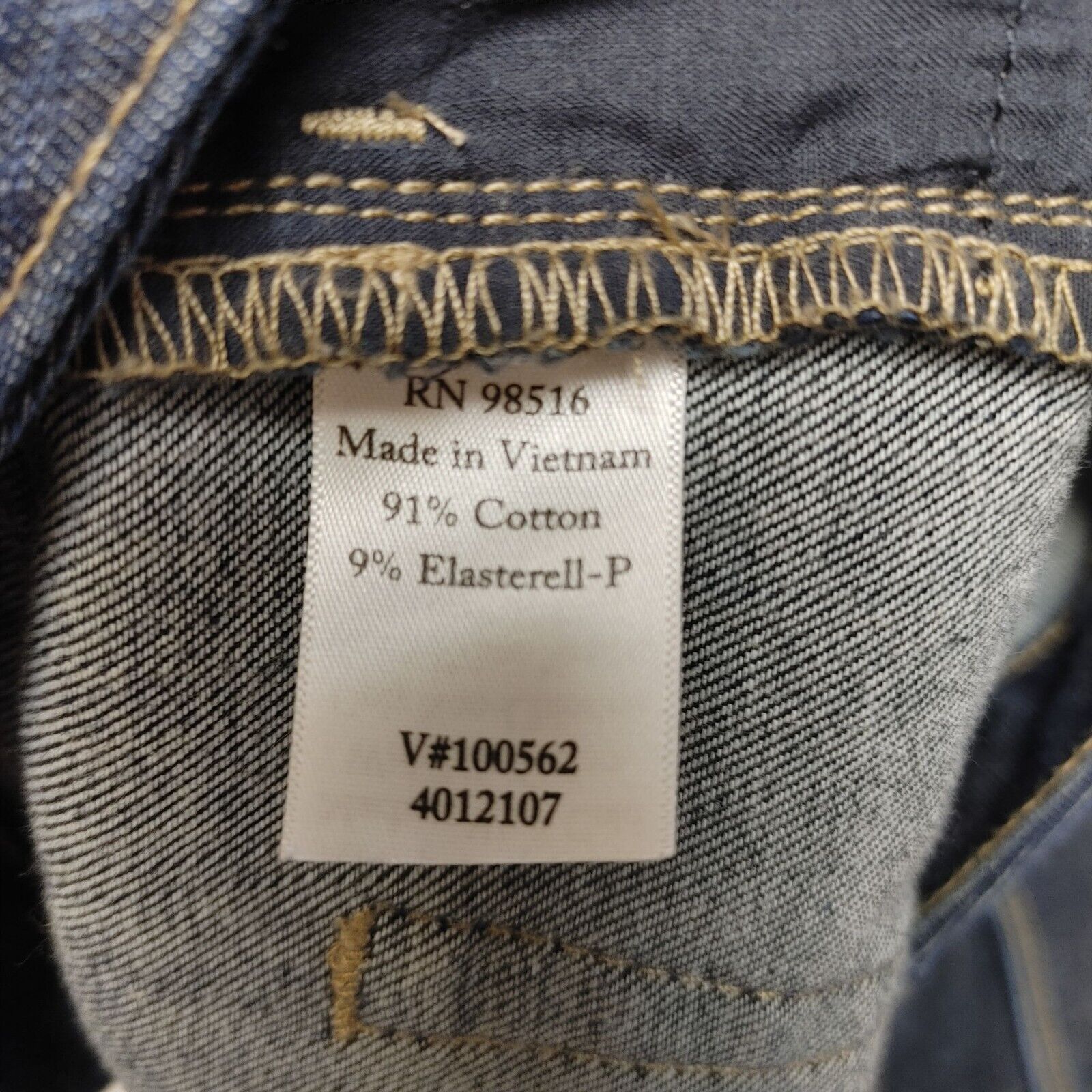 Coldwater Creek Coldwater Creek Natural Fit Women's Medium Wash Jean Capri Size 34" / US 12 / IT 48 - 3 Thumbnail